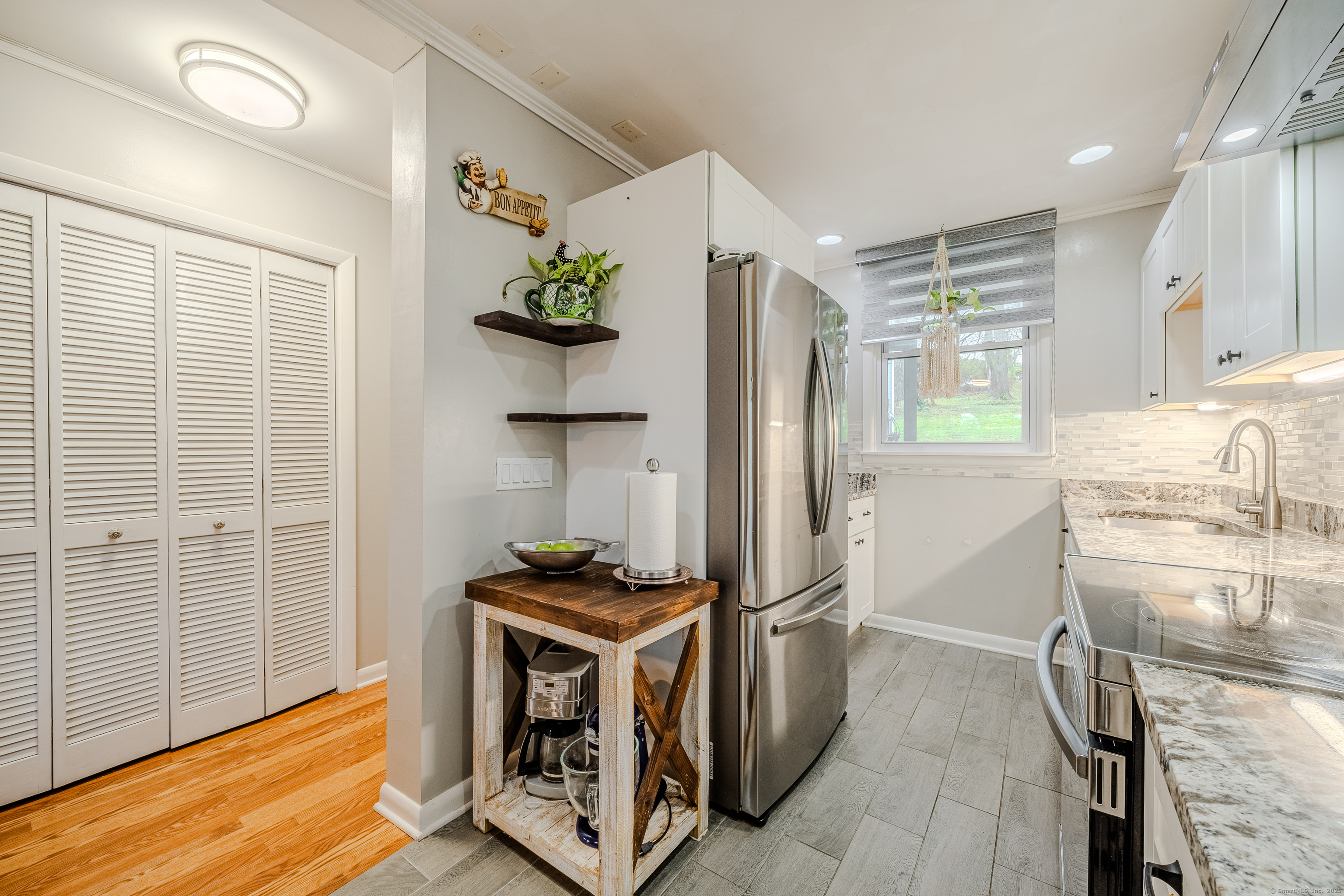 21 Orchard Hill Road