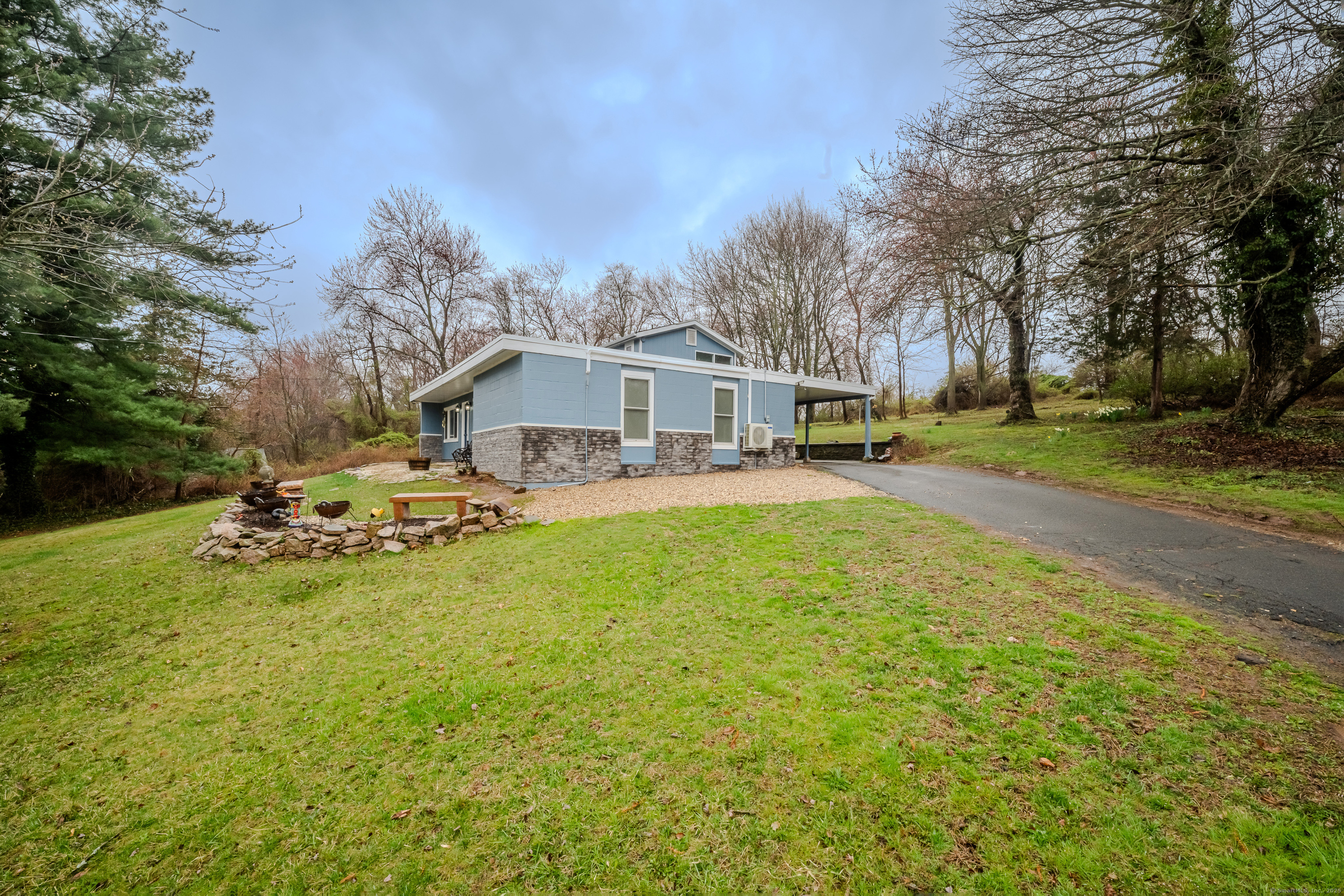 21 Orchard Hill Road