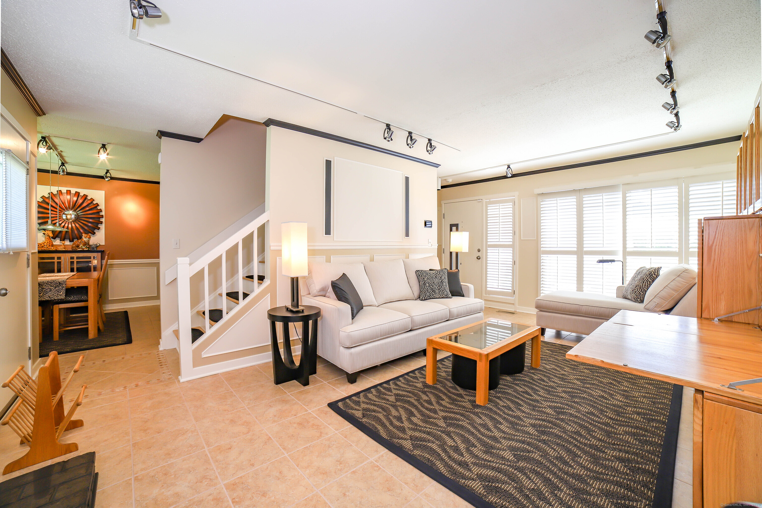 85 Viscount Drive 10A