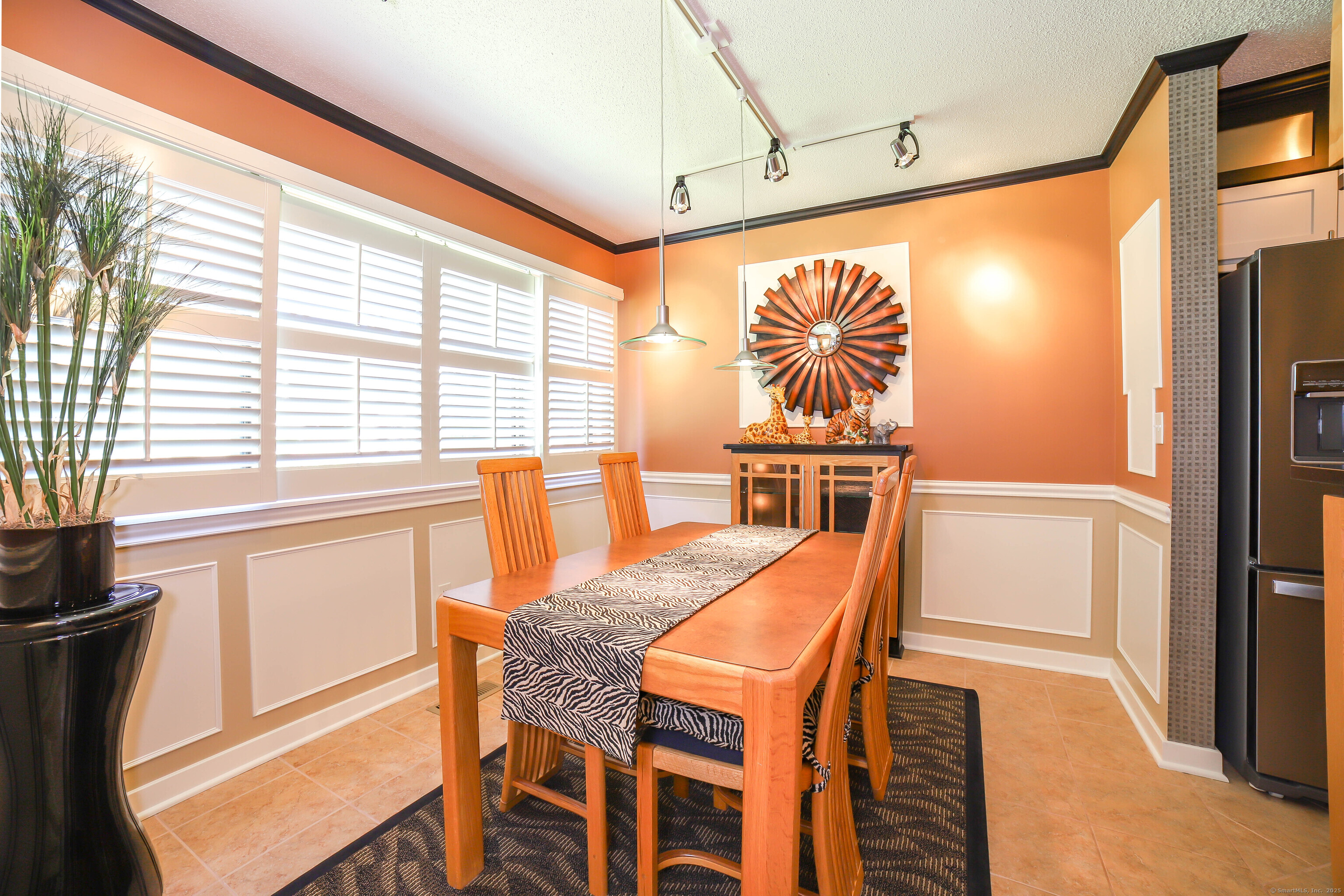 85 Viscount Drive 10A