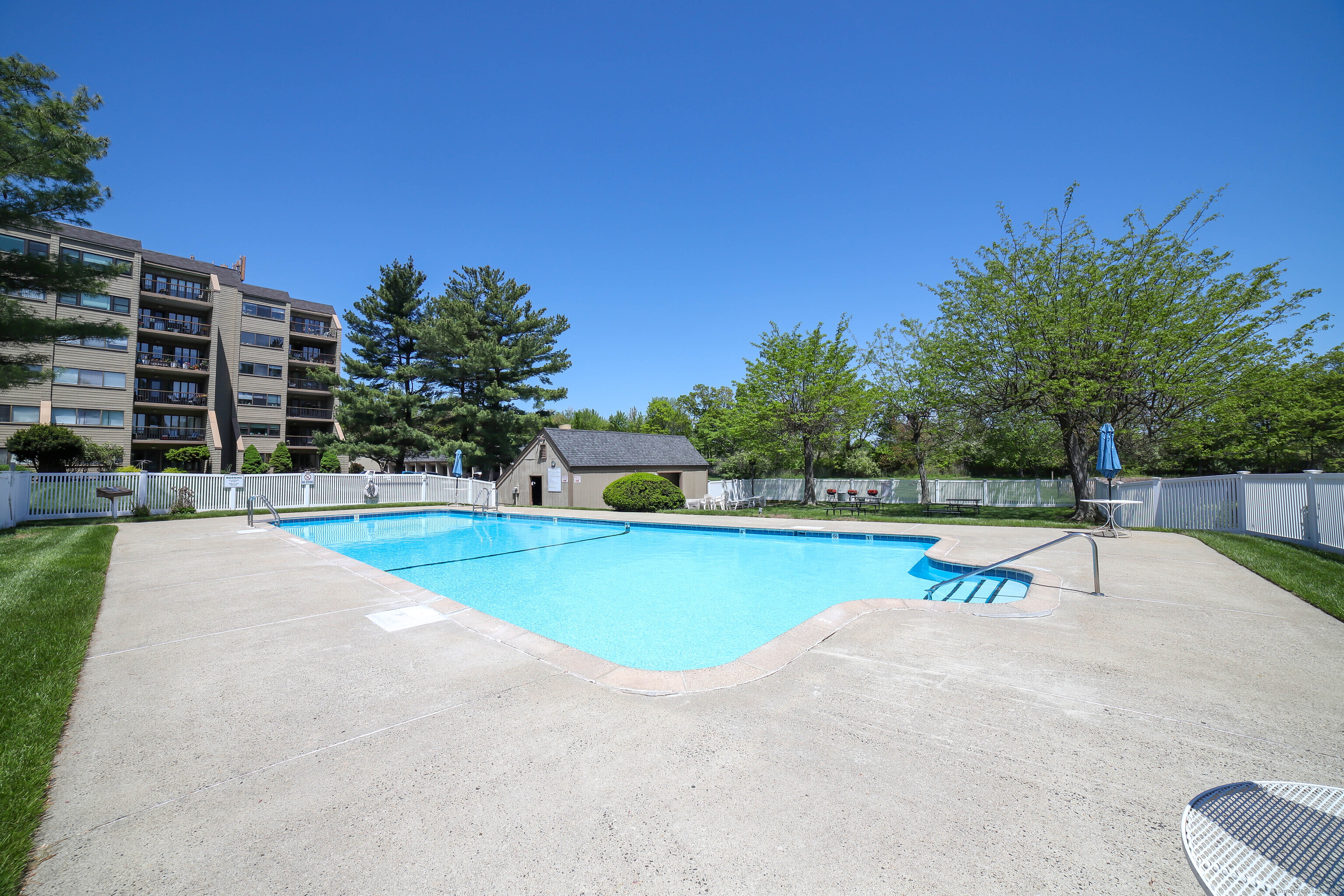 85 Viscount Drive 10A