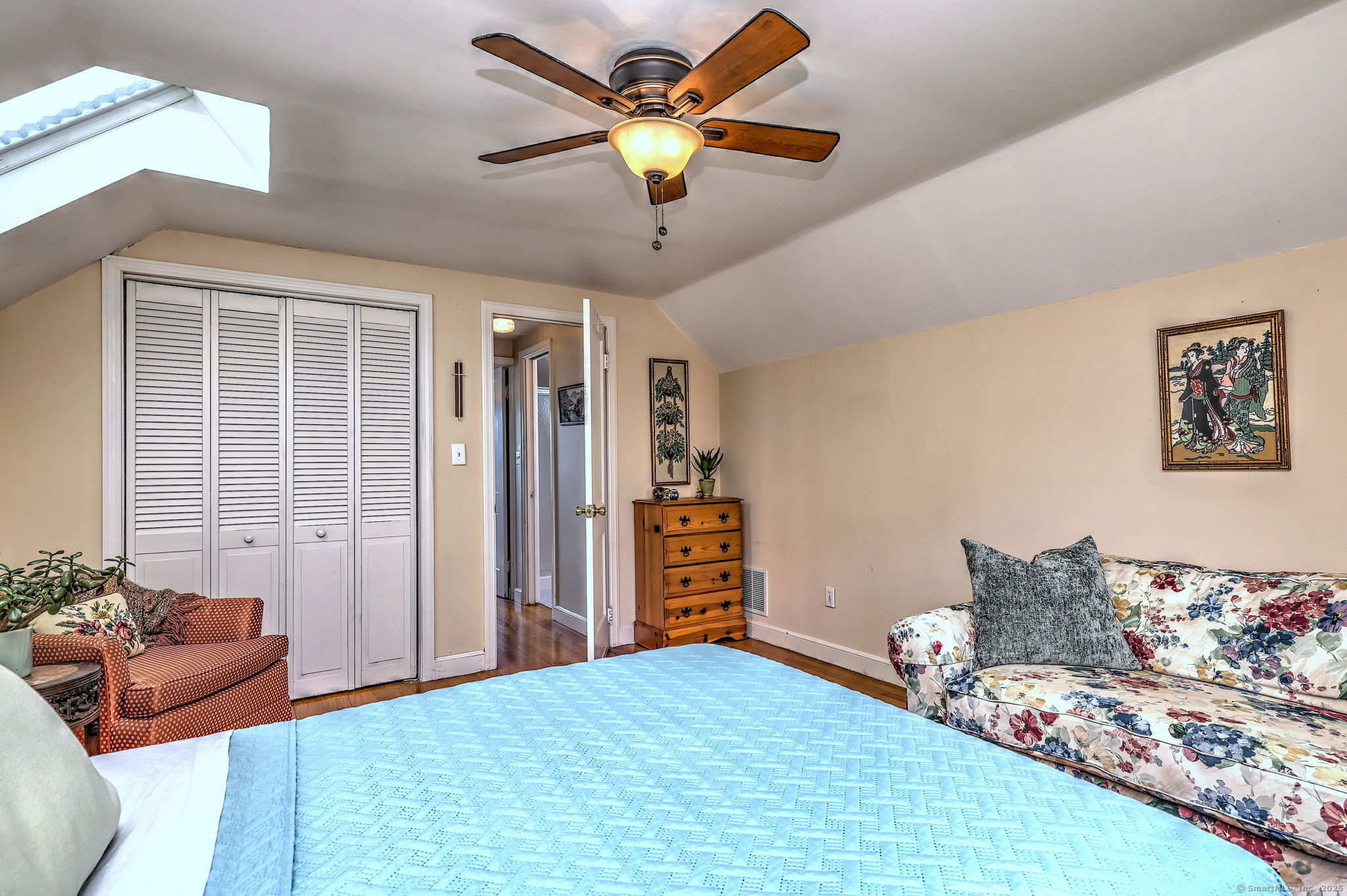 84 Kenwood Avenue