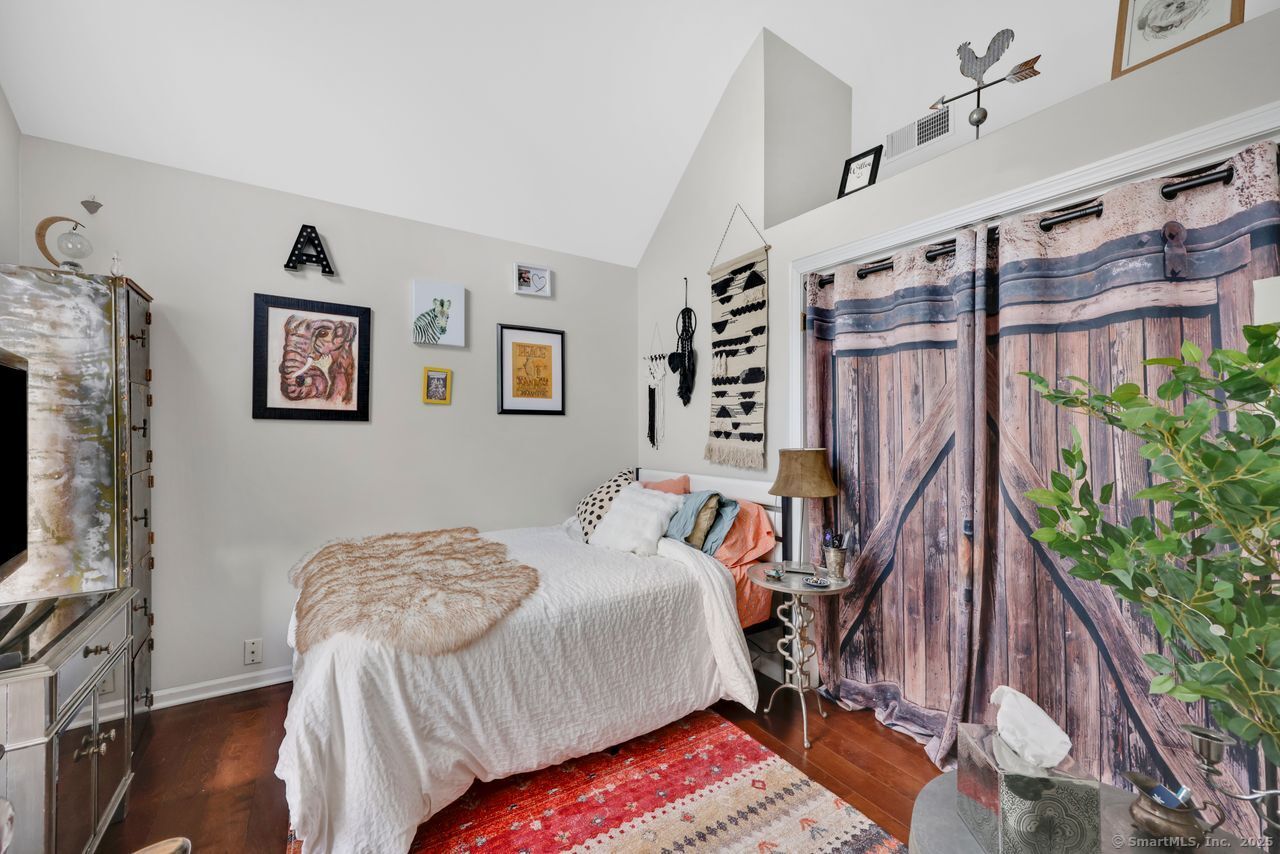 30 Hawley Glen