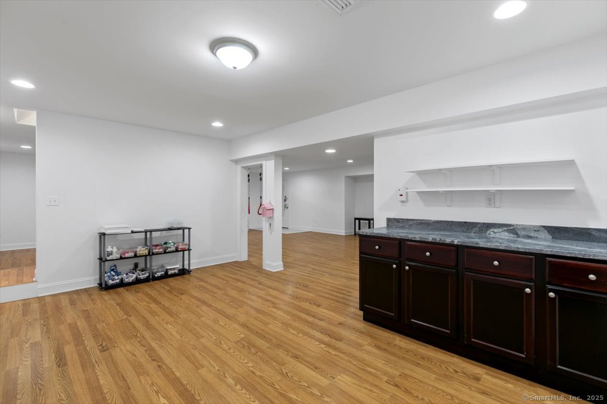 40 Devine Place