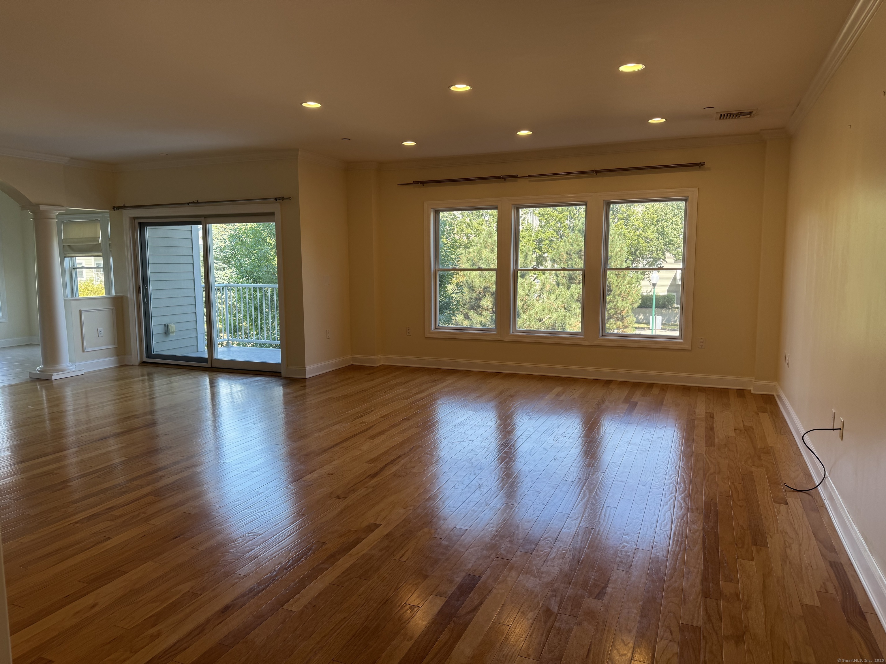 200 Harbour Close 202
