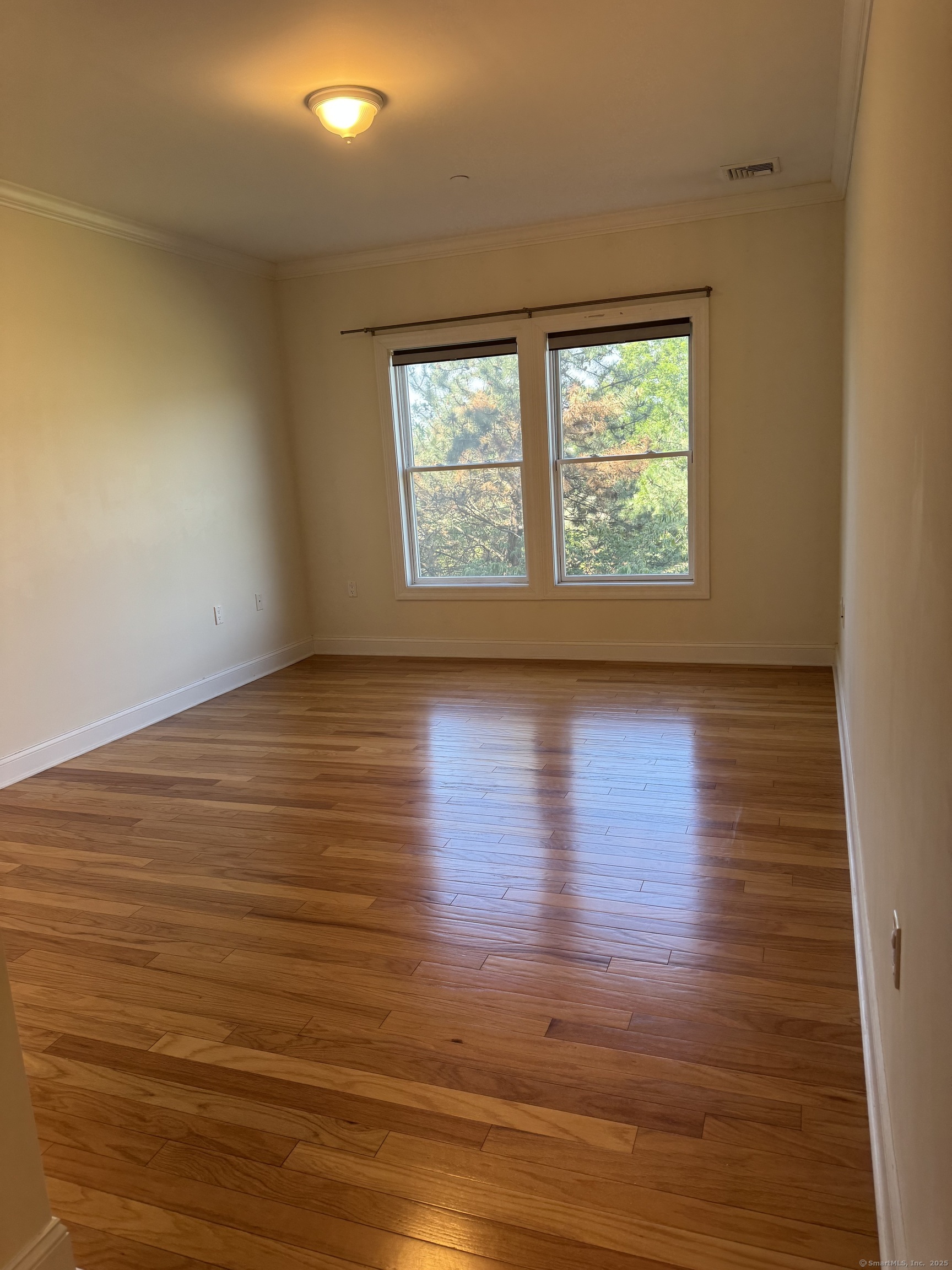 200 Harbour Close 202
