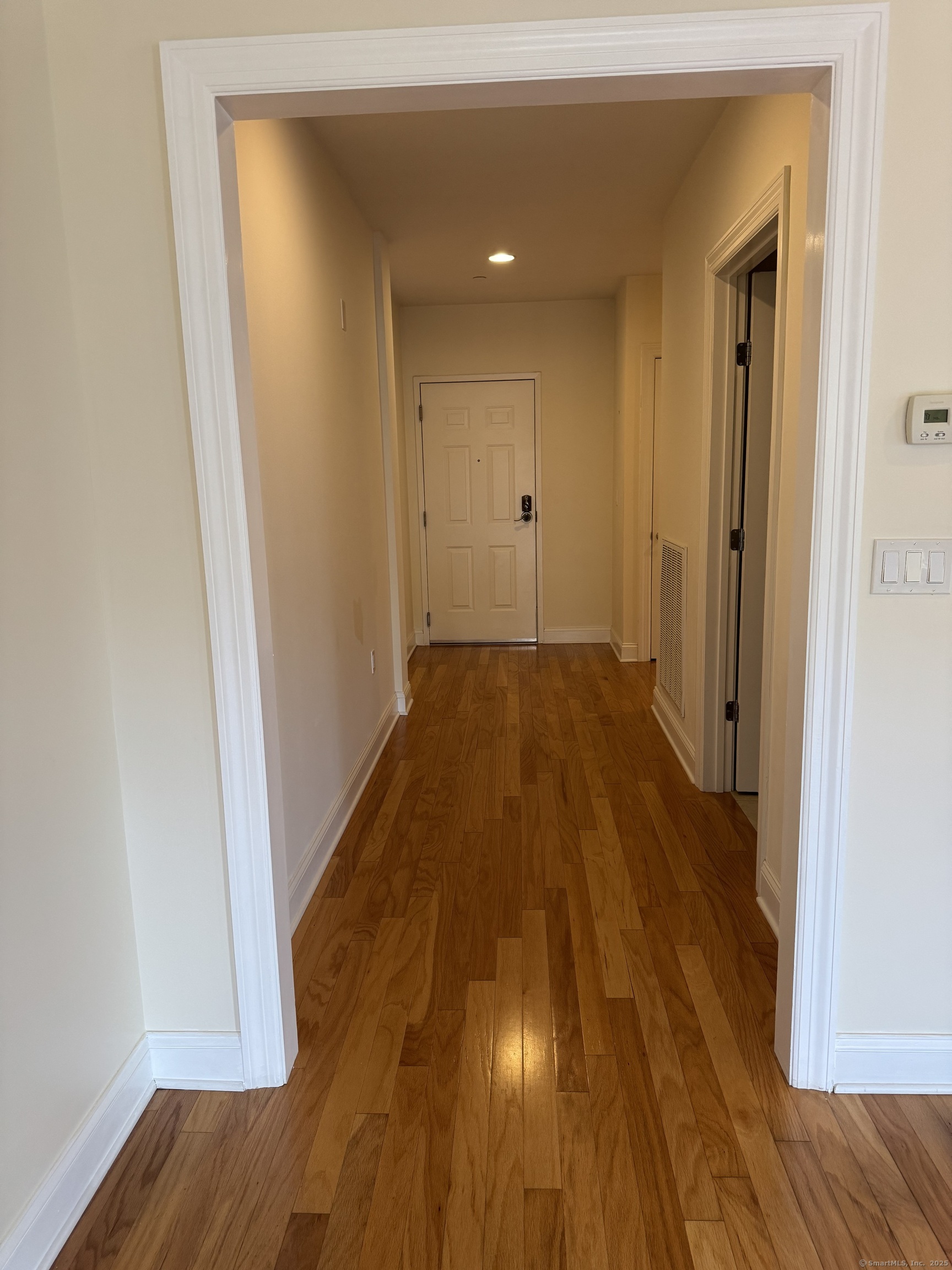 200 Harbour Close 202