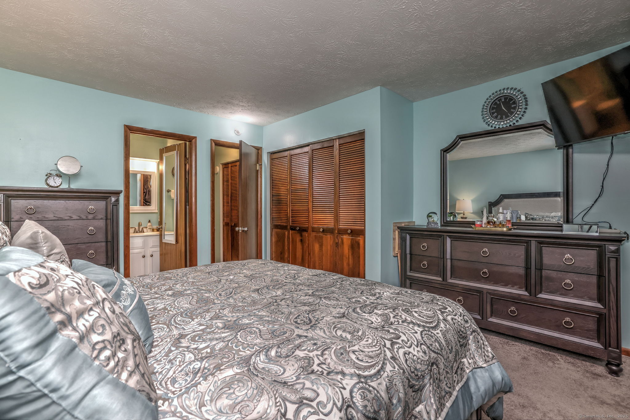 1 Pond Hollow Drive 1