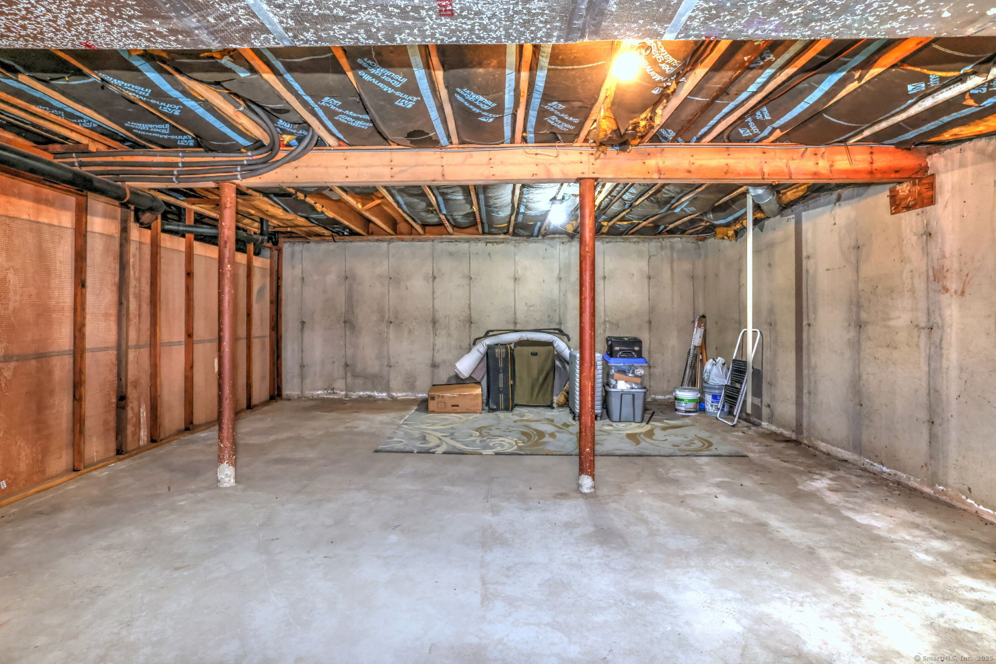 1 Pond Hollow Drive 1