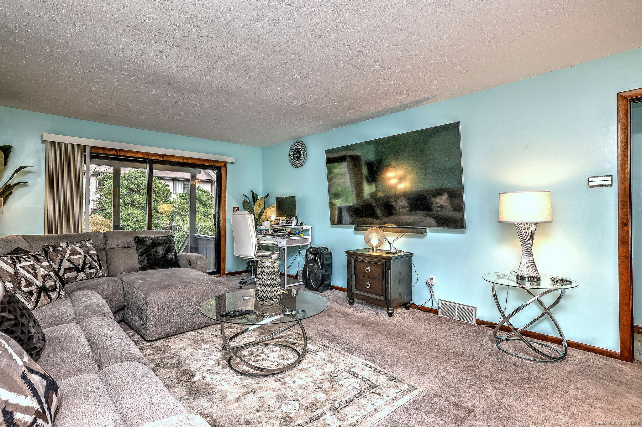 1 Pond Hollow Drive 1