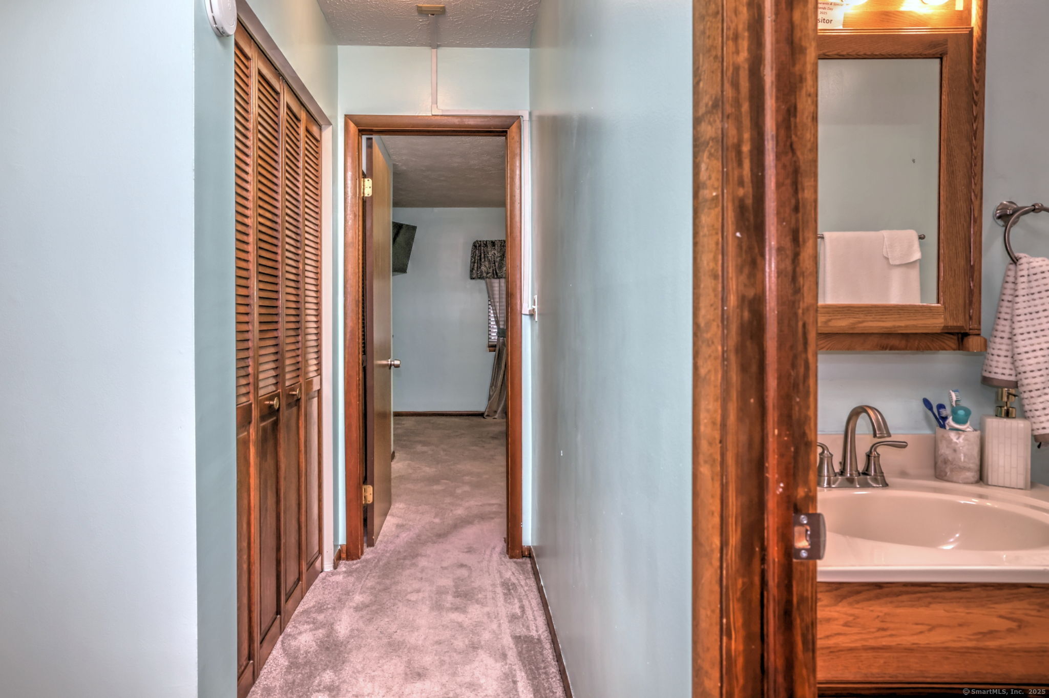 1 Pond Hollow Drive 1