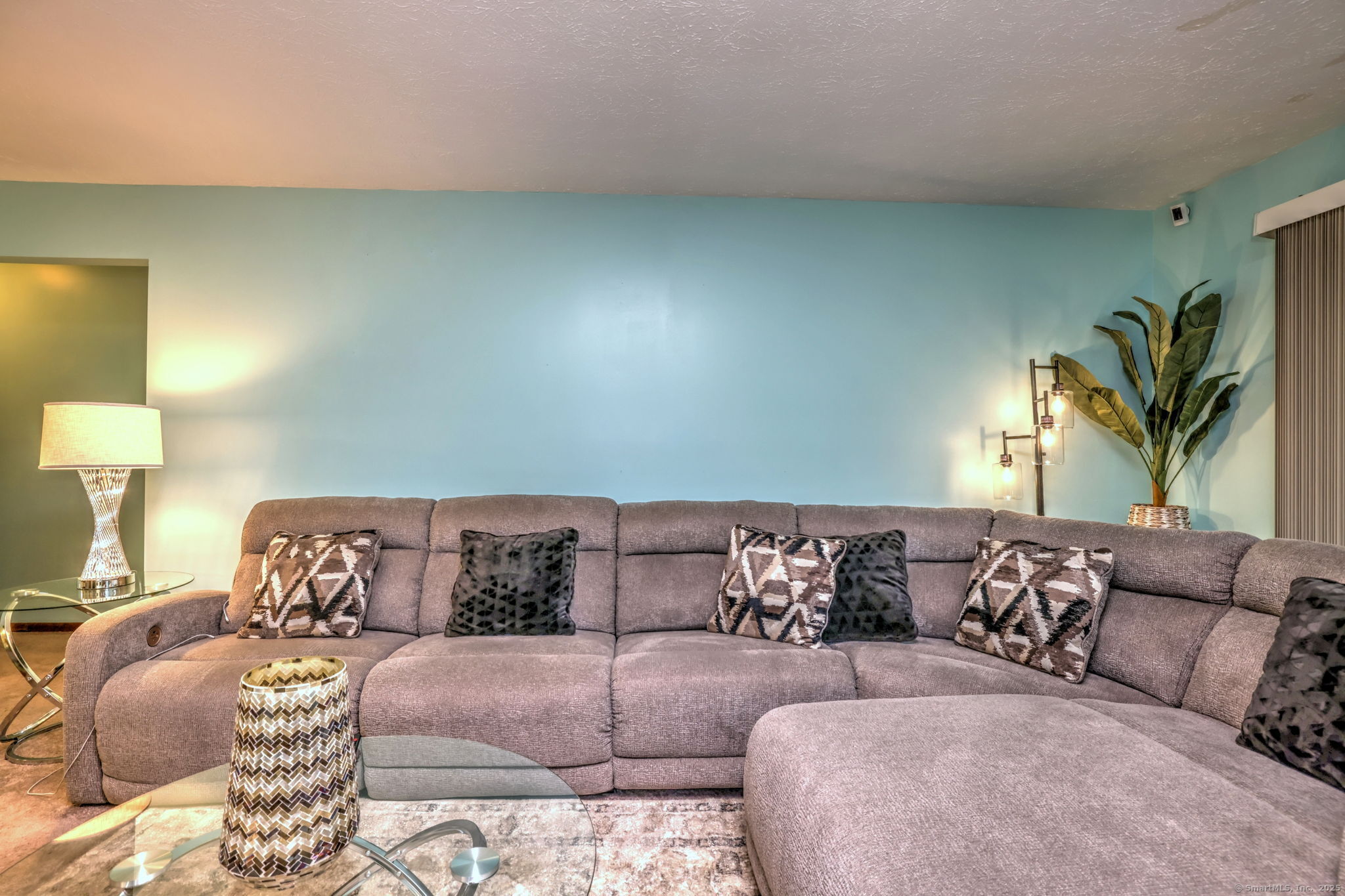 1 Pond Hollow Drive 1