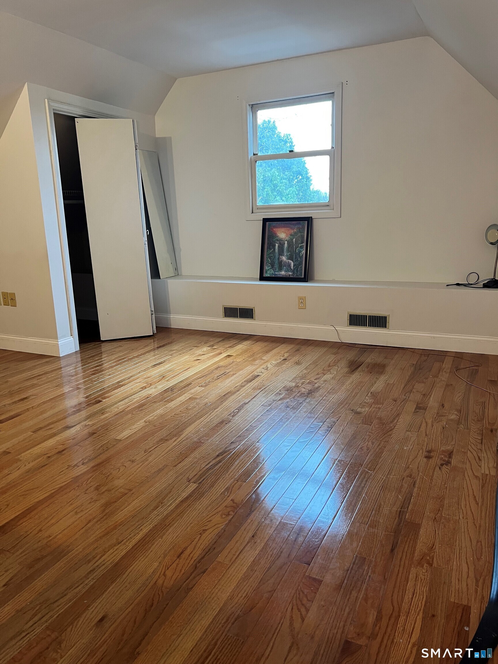 567 Peet Street 10