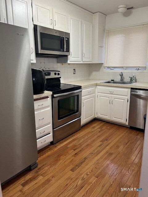 567 Peet Street 10