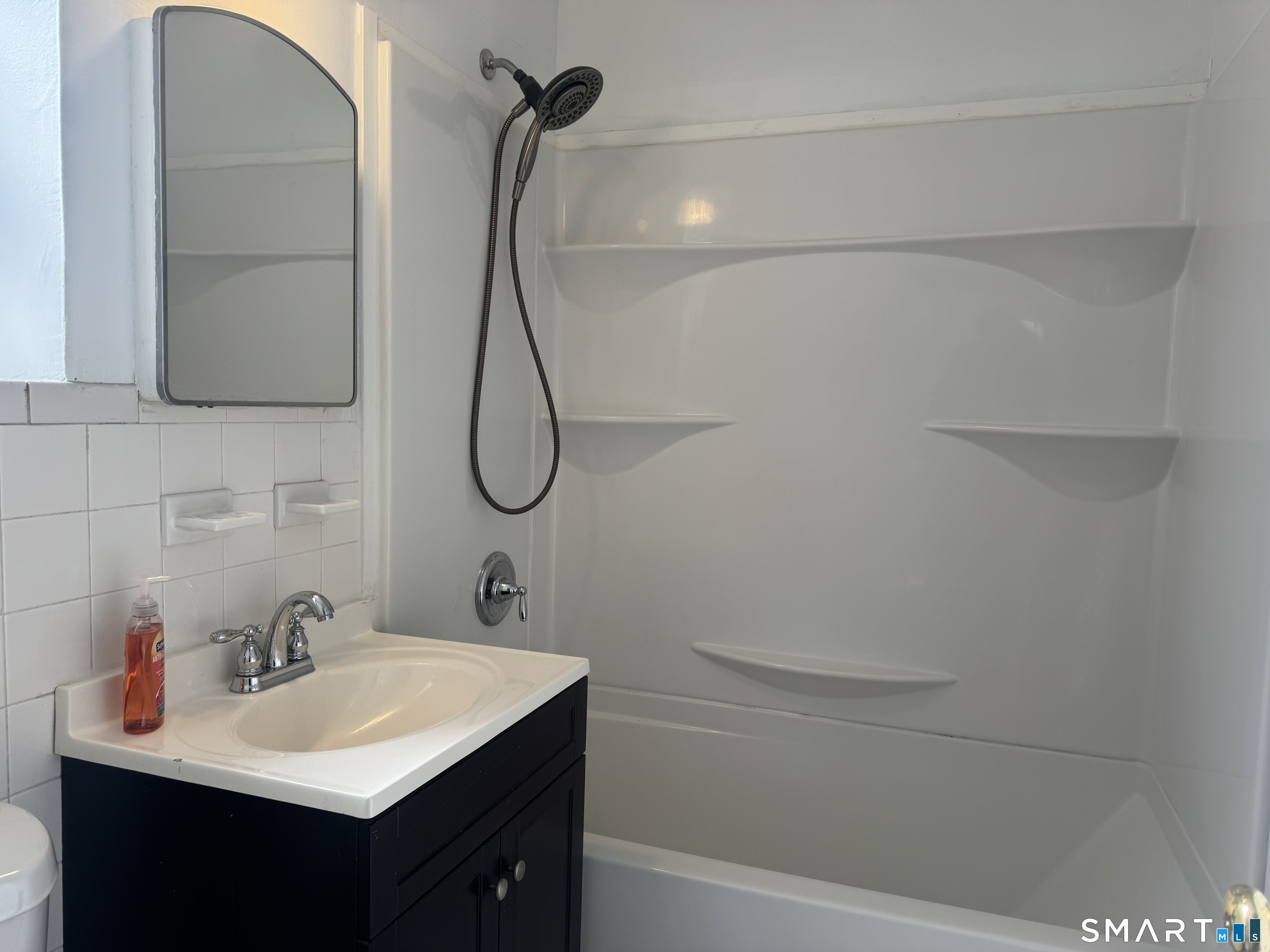 186 Louisiana Avenue D