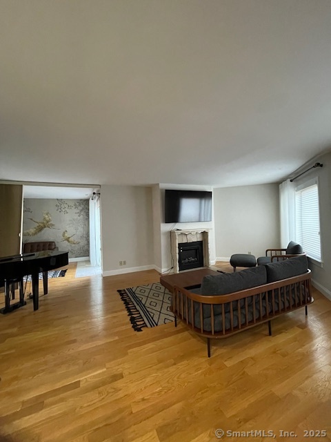 69 Harbour Close Close 69