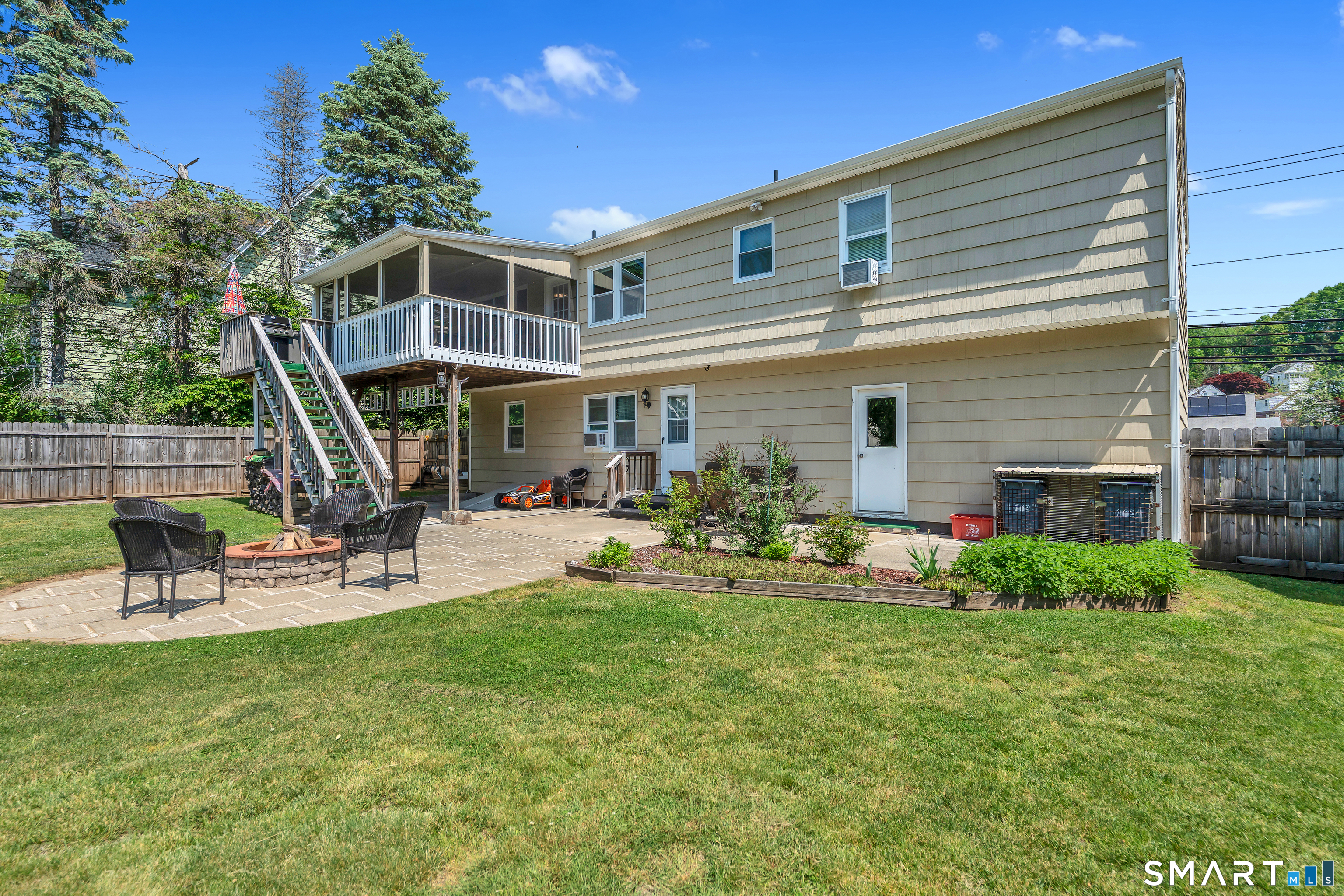 162 Hawthorne Avenue