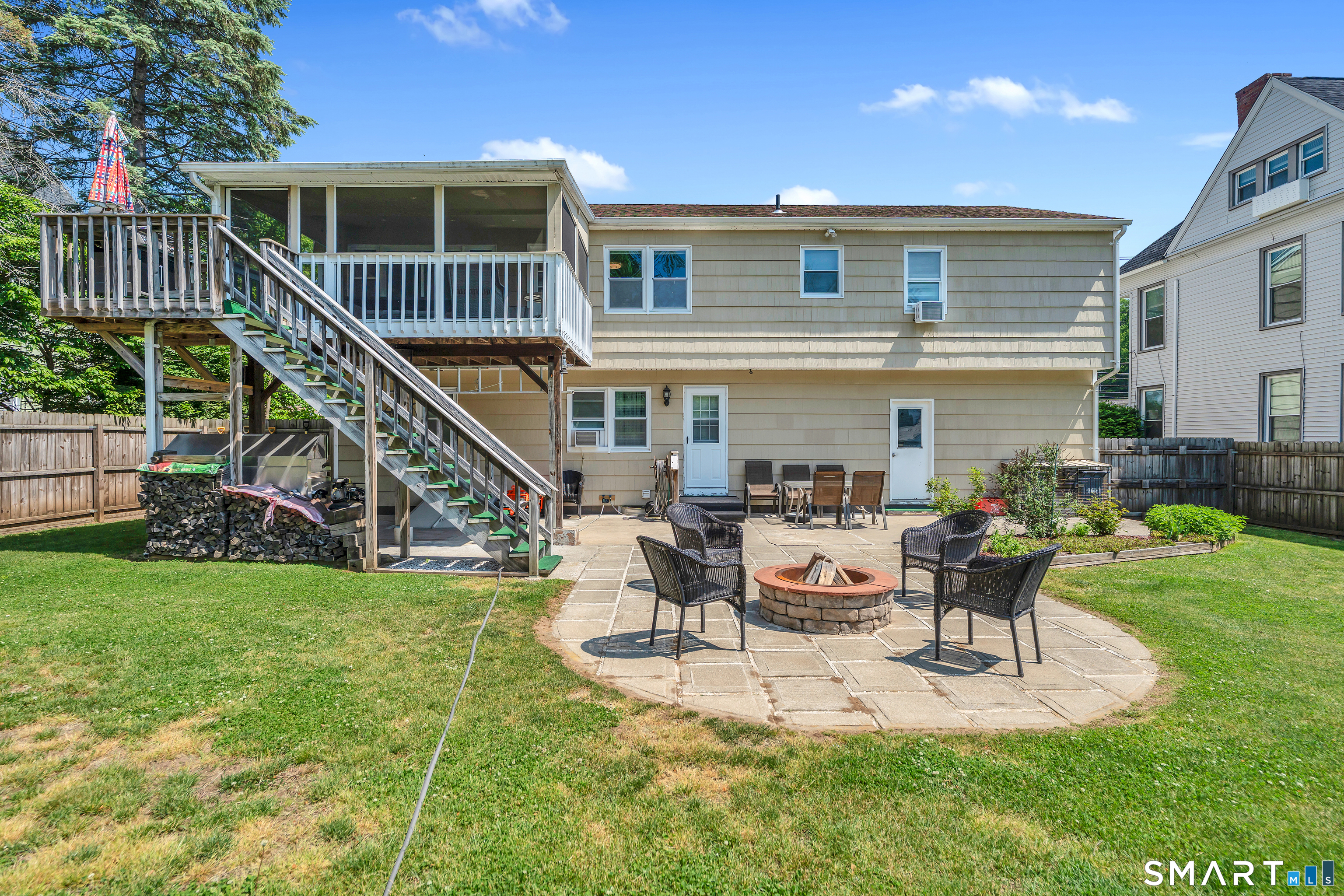 162 Hawthorne Avenue