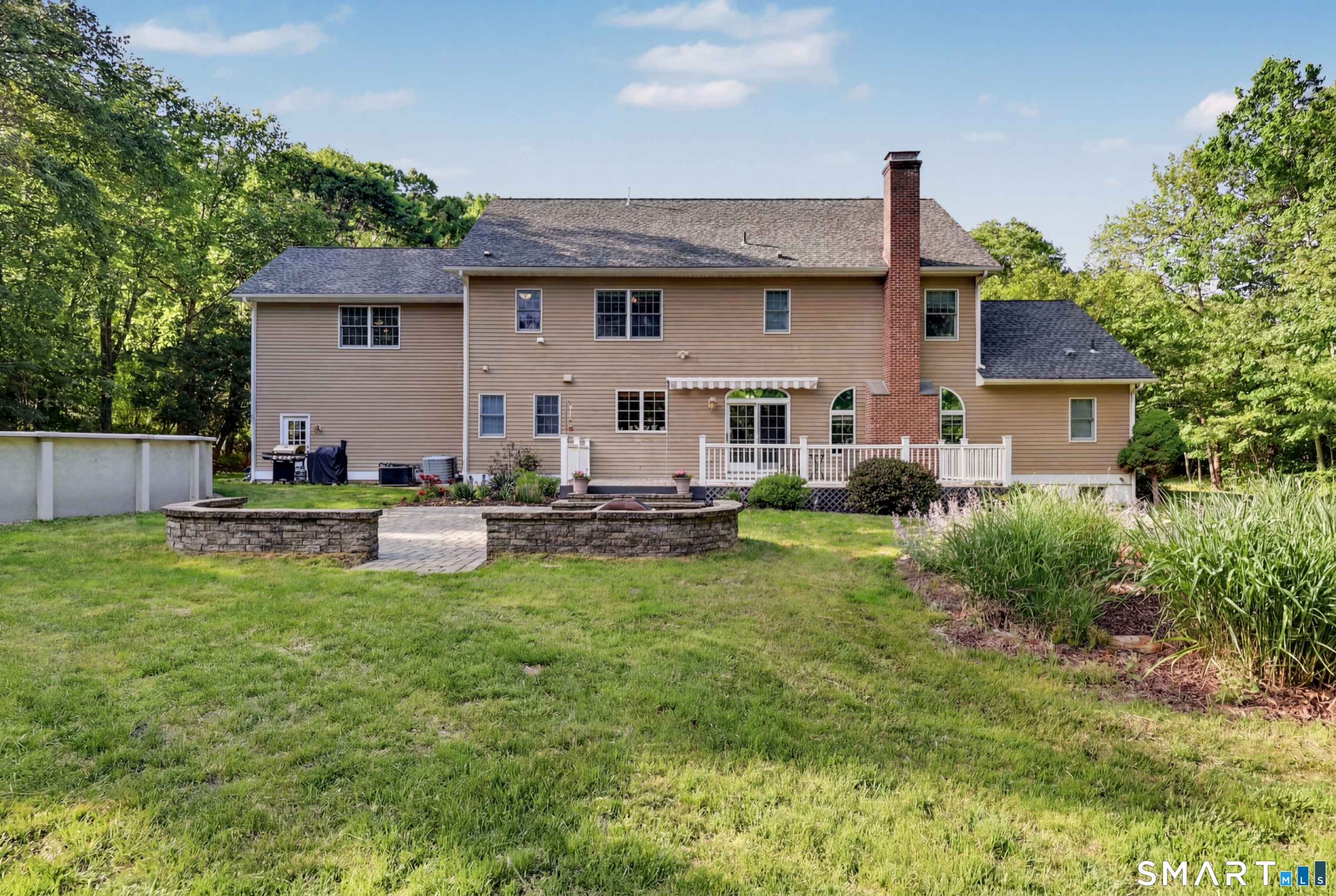 38 Douglas Drive