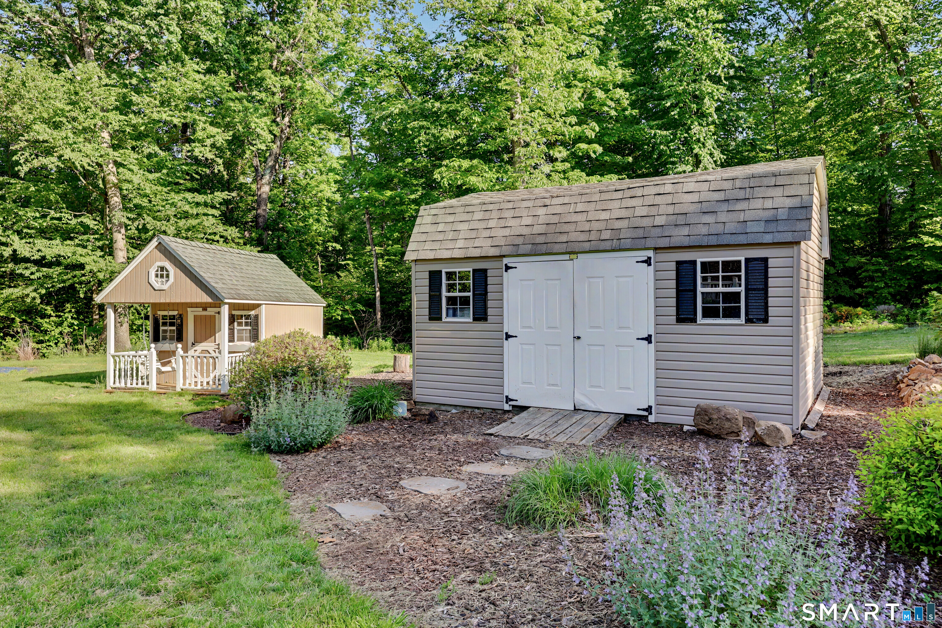 38 Douglas Drive