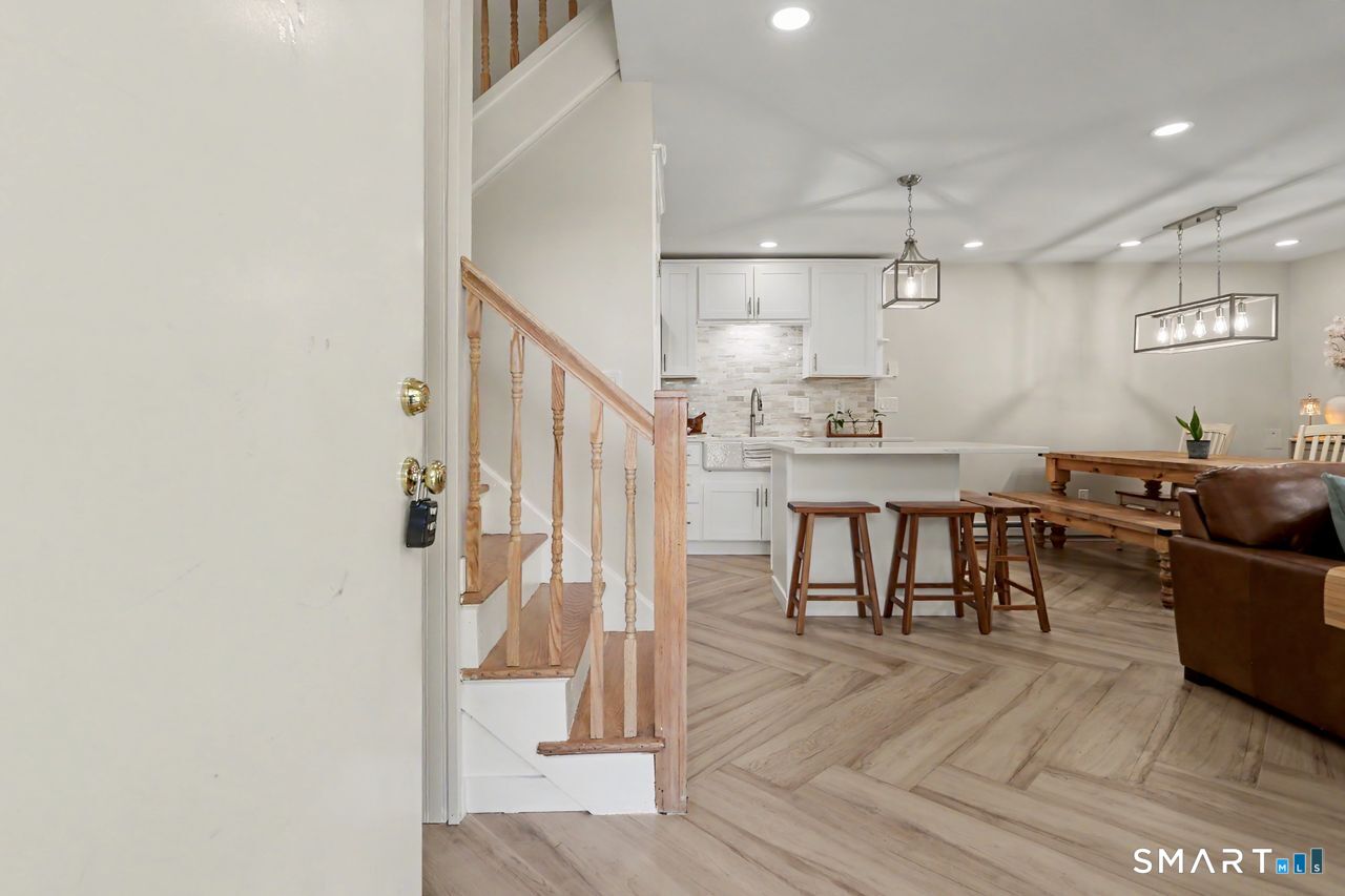 181 West Walk Unit: 181
