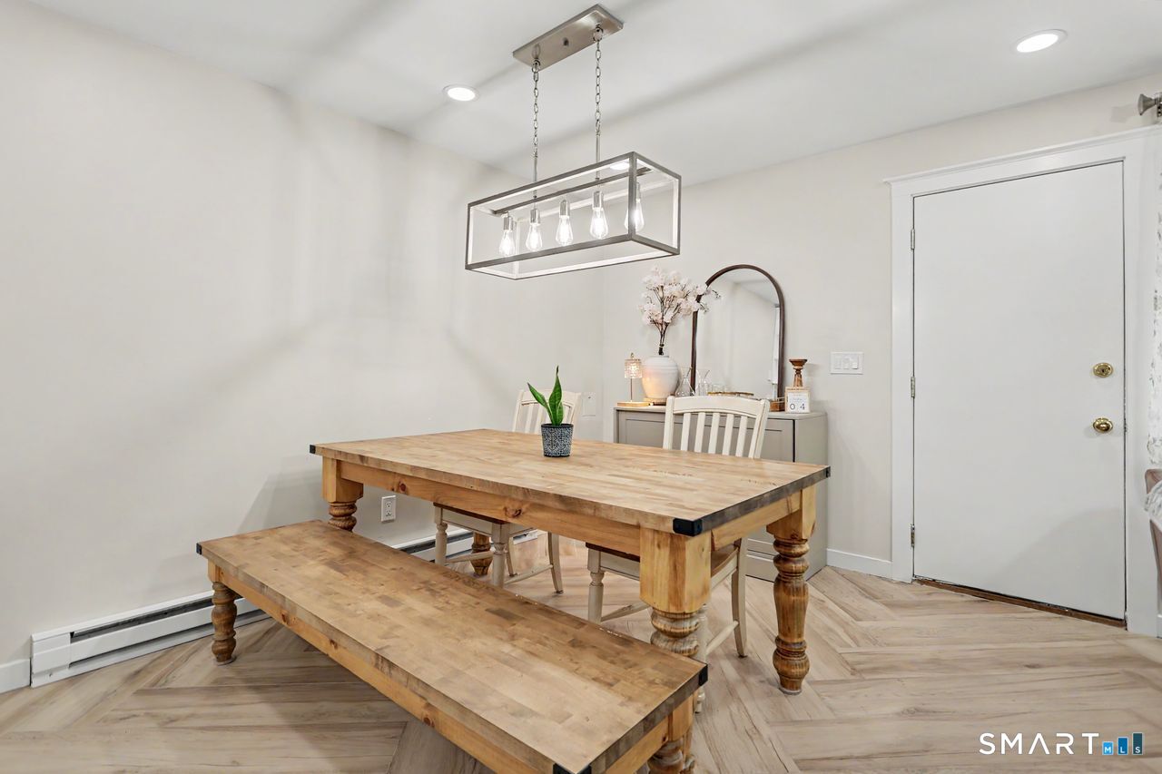 181 West Walk Unit: 181