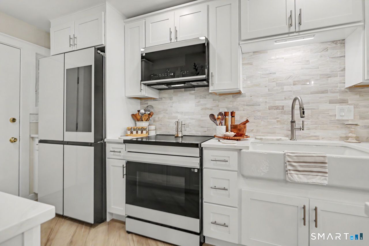 181 West Walk Unit: 181