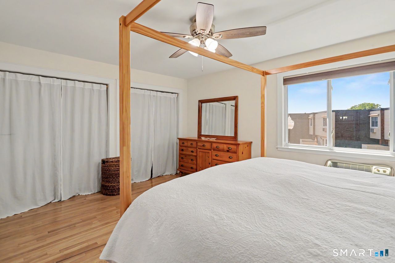 181 West Walk Unit: 181