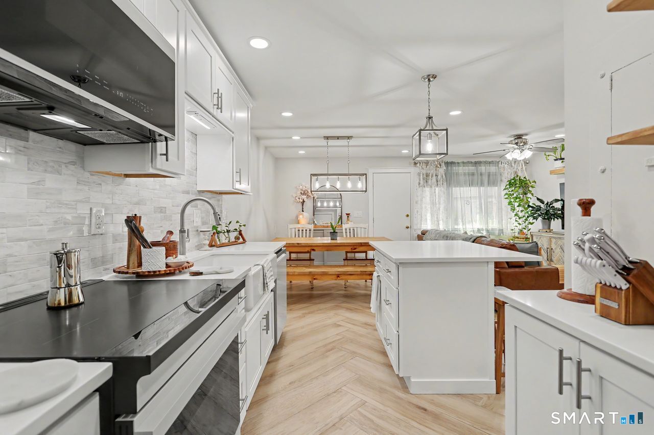 181 West Walk Unit: 181