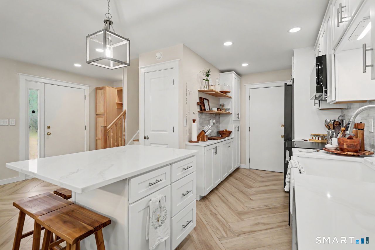 181 West Walk Unit: 181