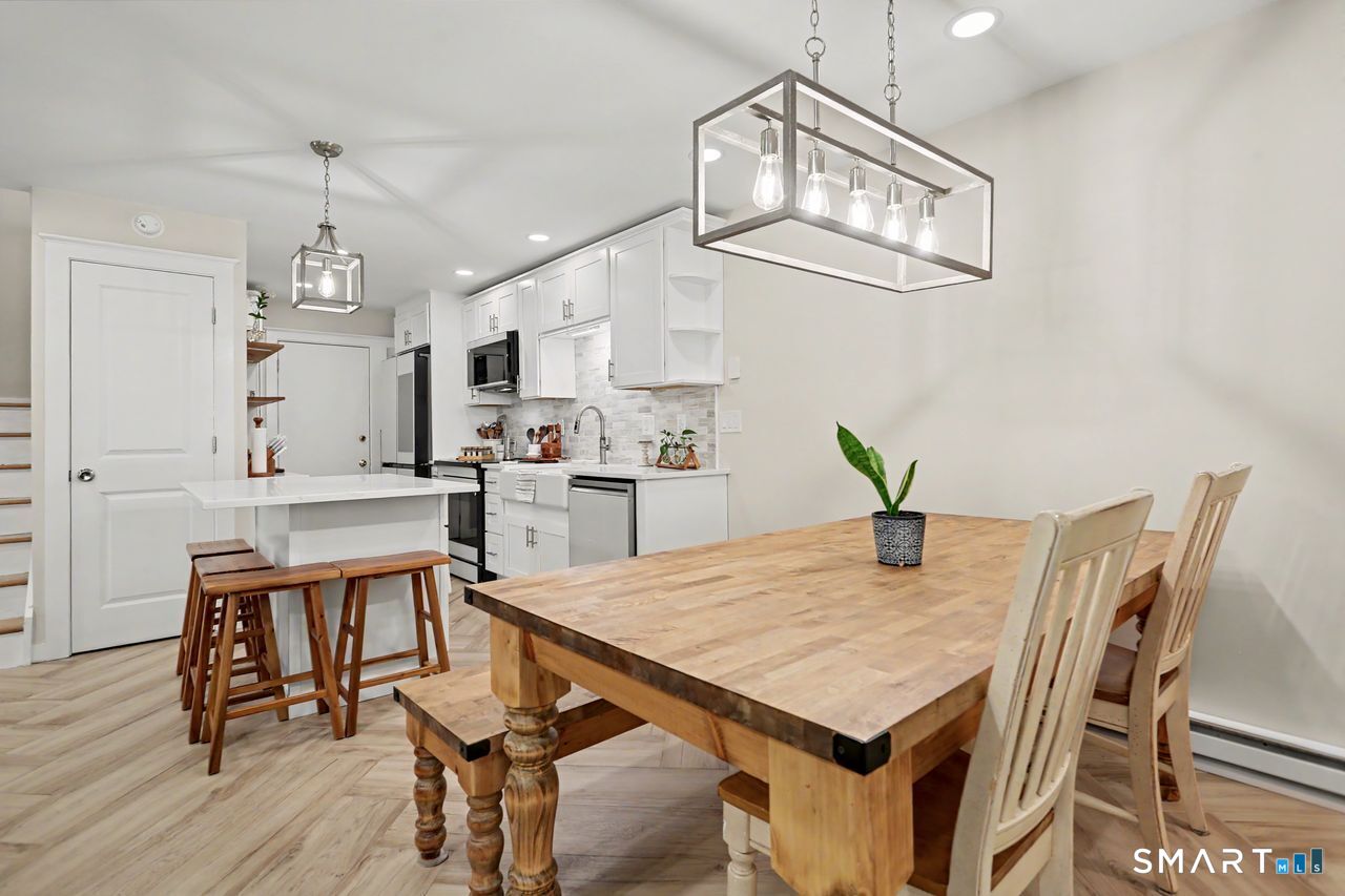181 West Walk Unit: 181
