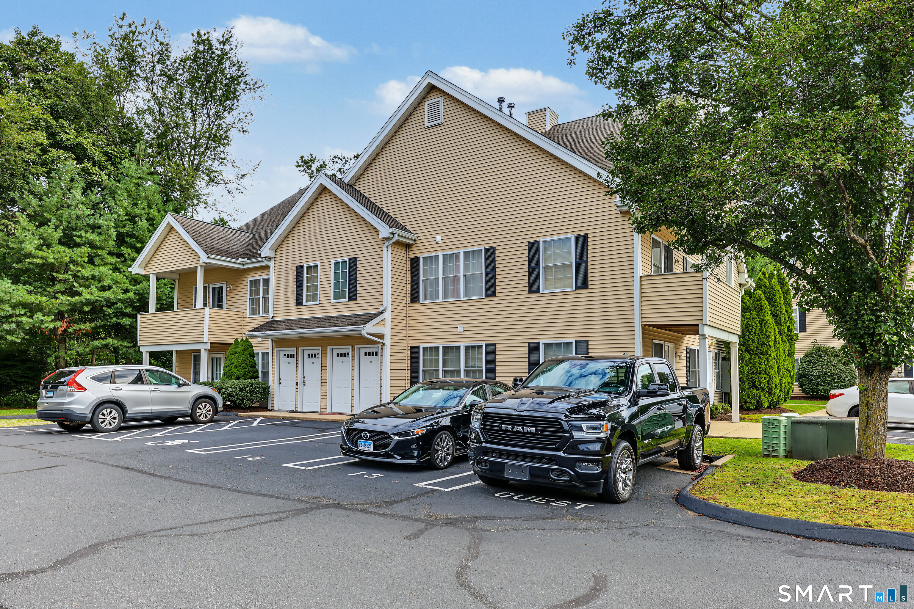 661 West Avenue Unit: C15