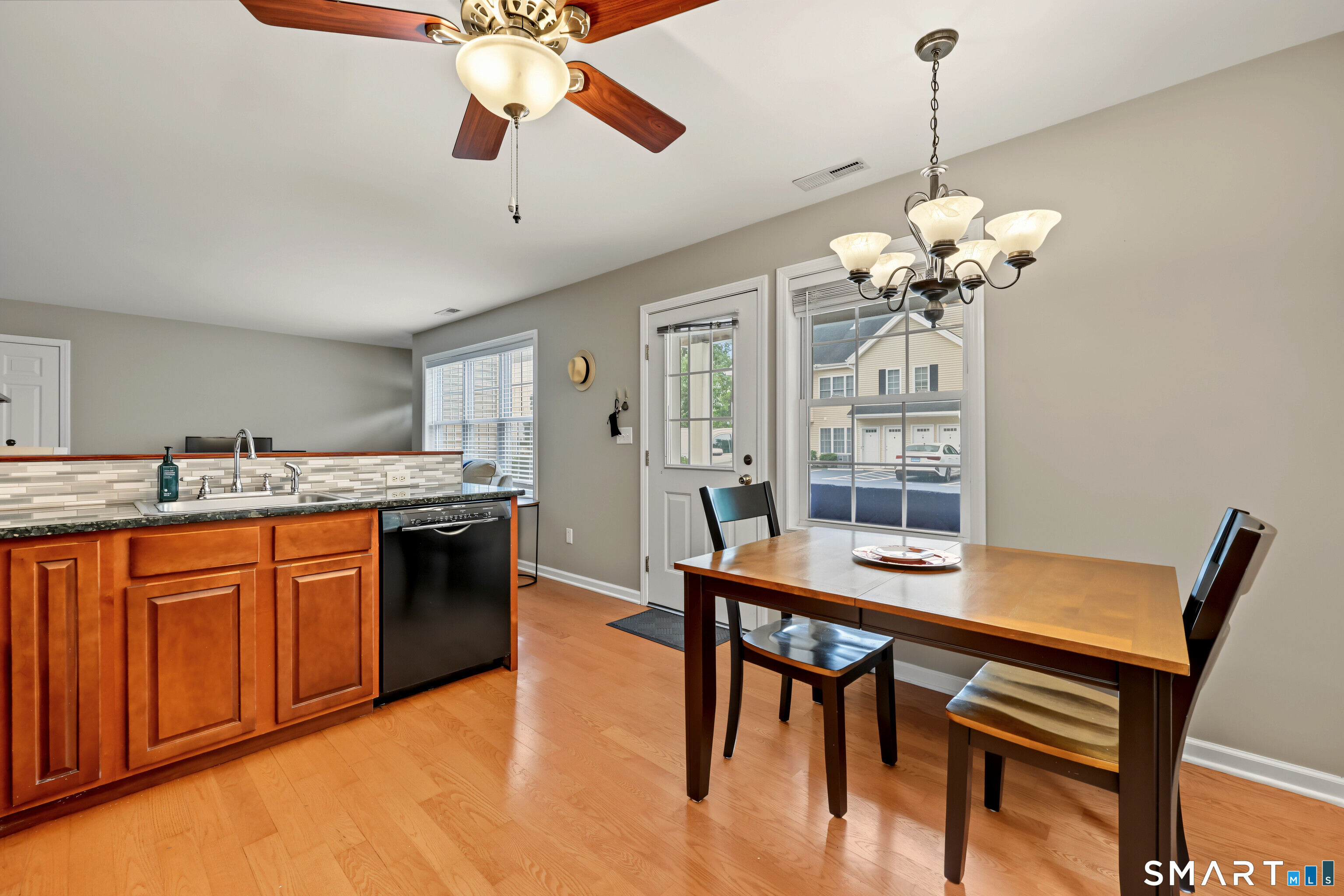 661 West Avenue Unit: C15