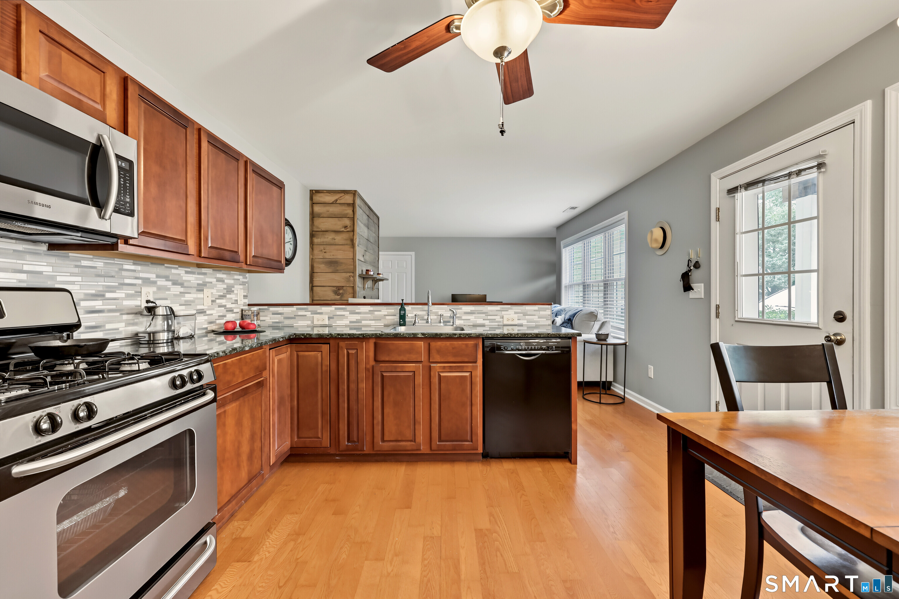 661 West Avenue Unit: C15