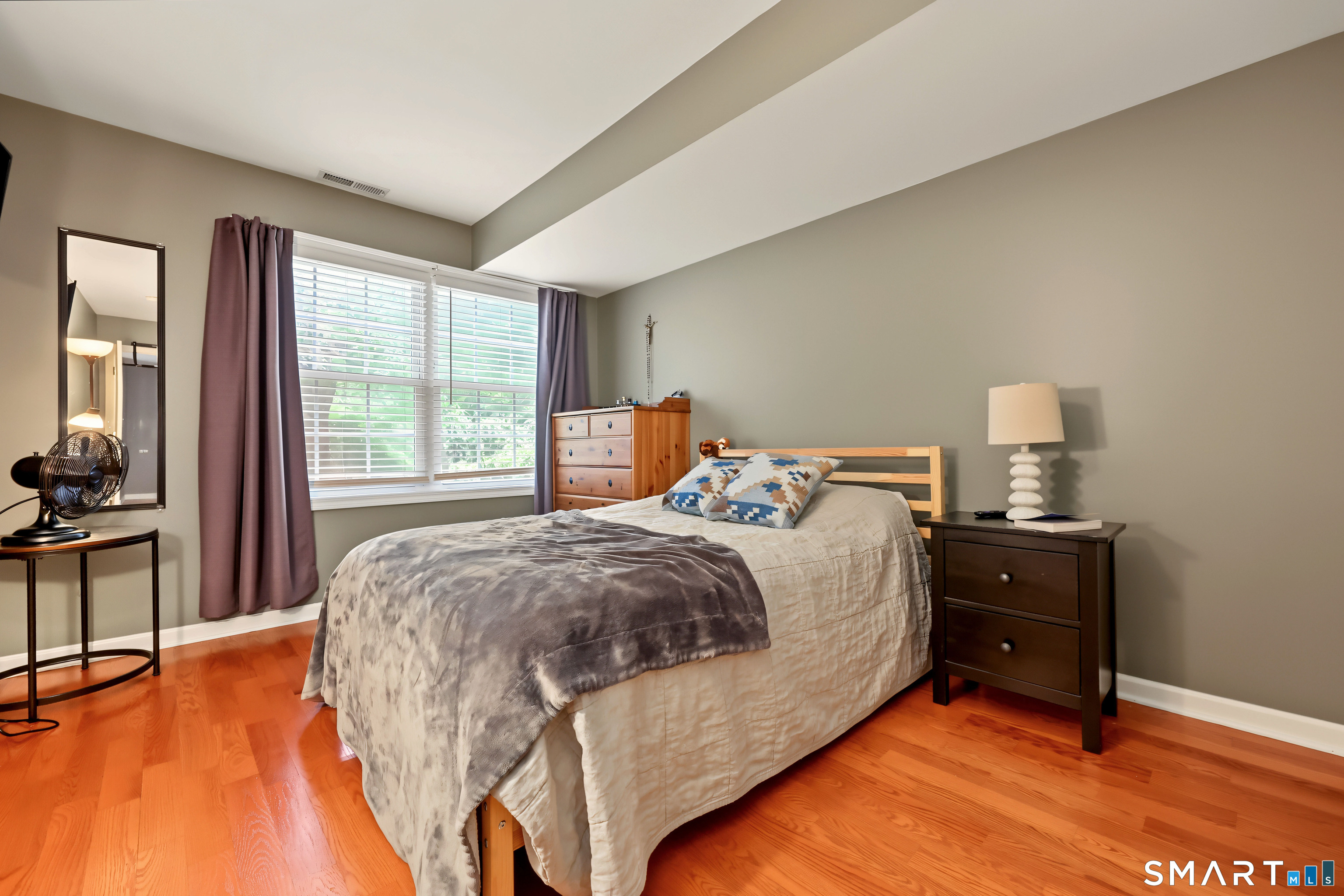 661 West Avenue Unit: C15