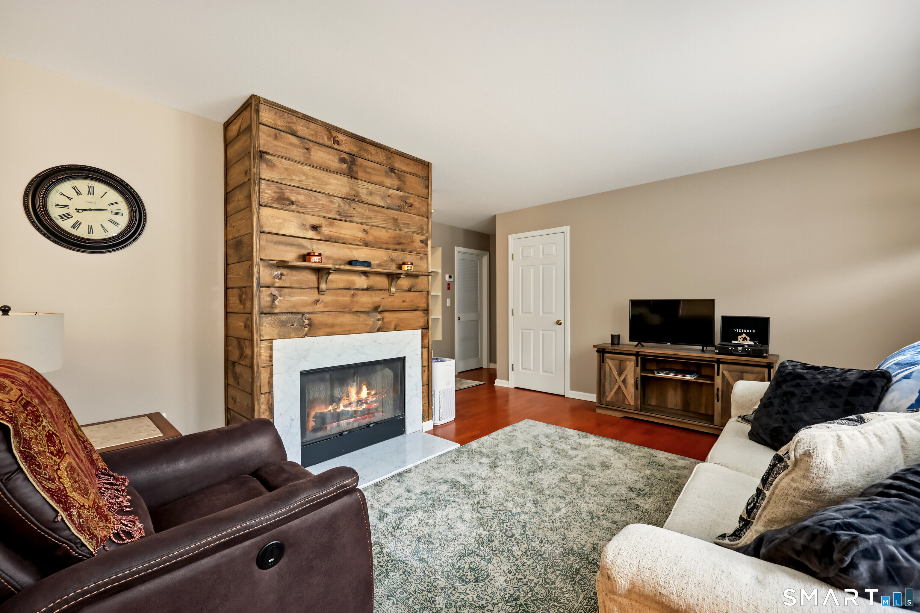 661 West Avenue Unit: C15