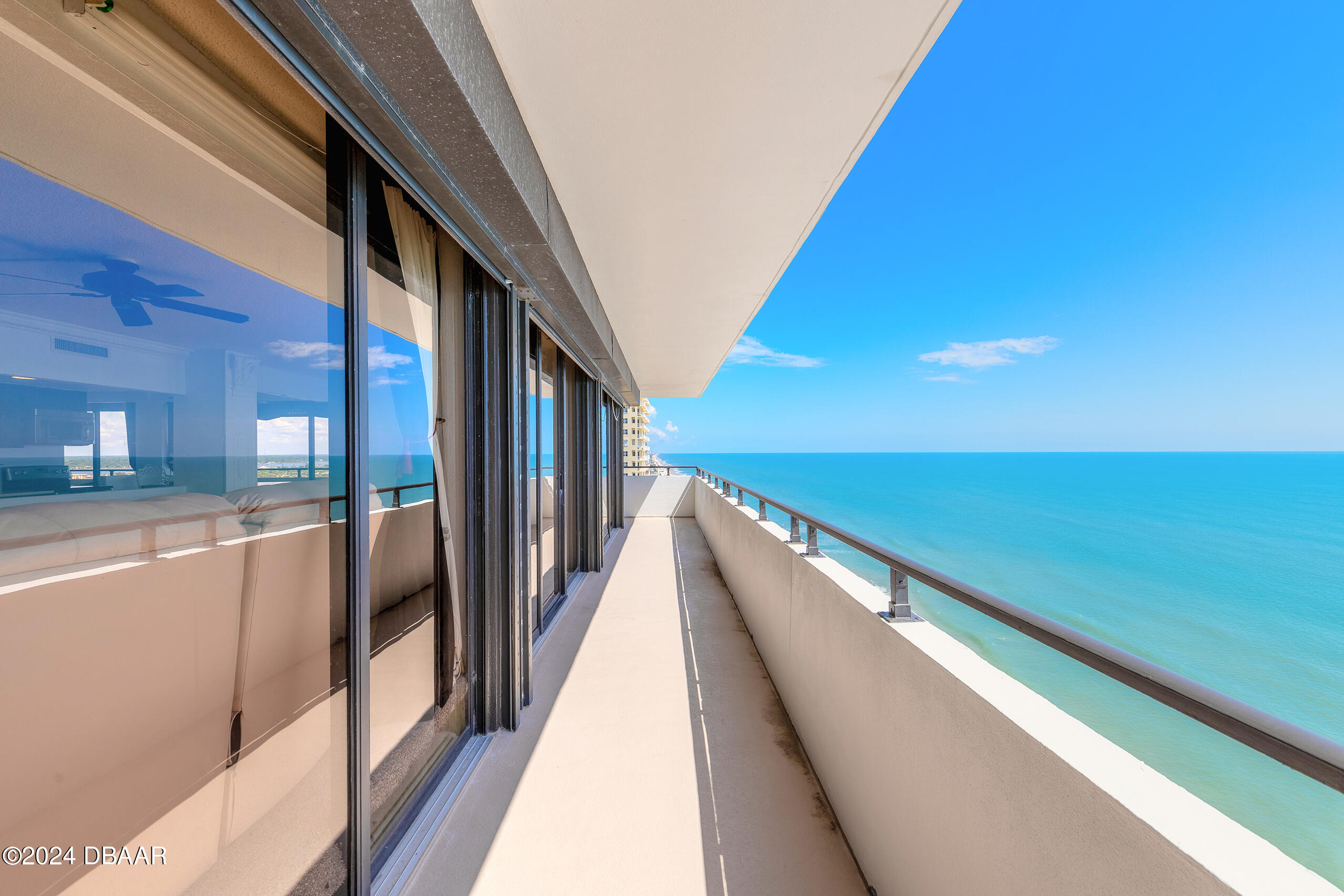 2200 N Atlantic Avenue, 1401