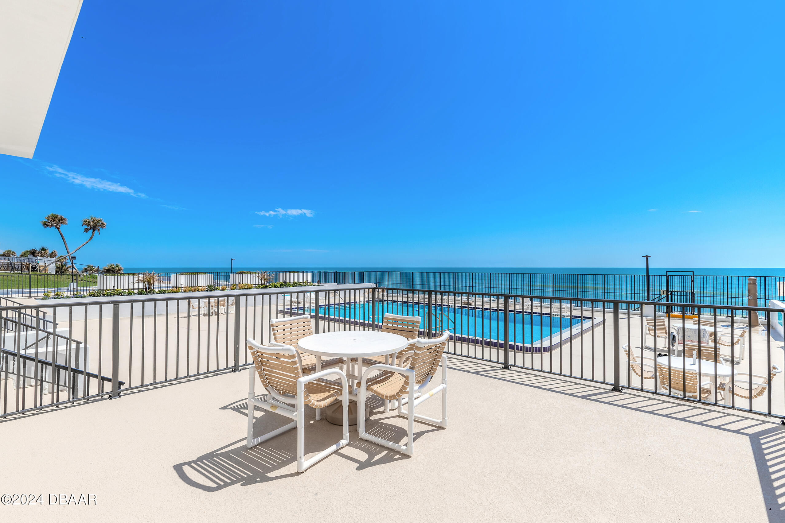 2200 N Atlantic Avenue, 1401