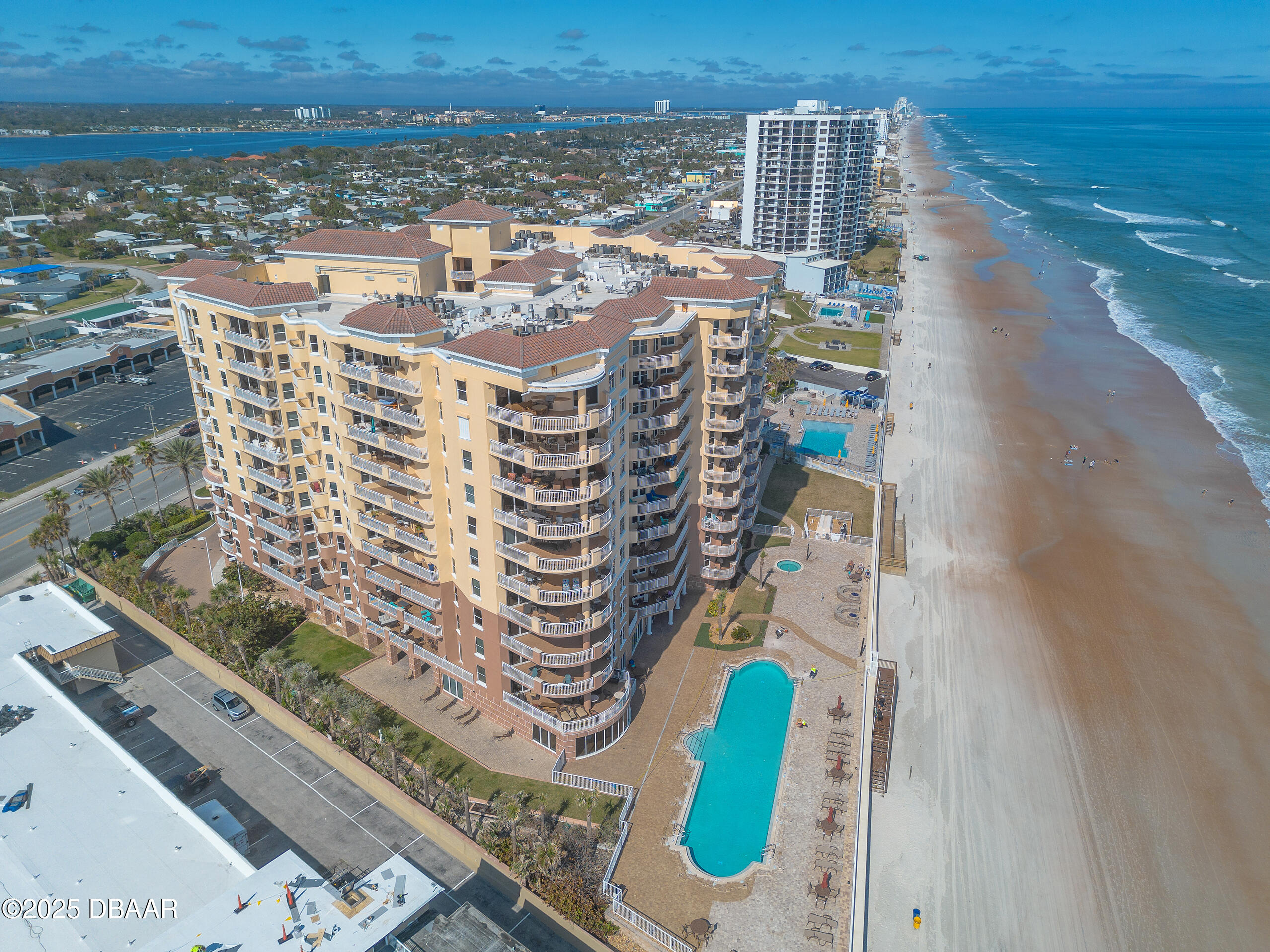 2515 S Atlantic Avenue, 1004