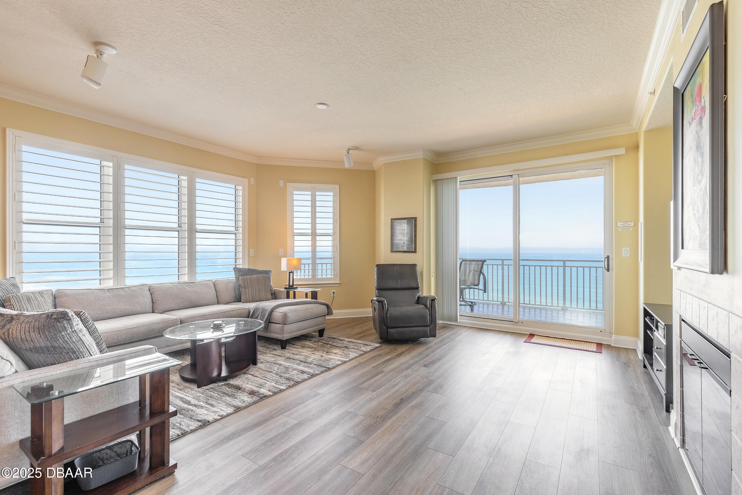 2515 S Atlantic Avenue, 1004