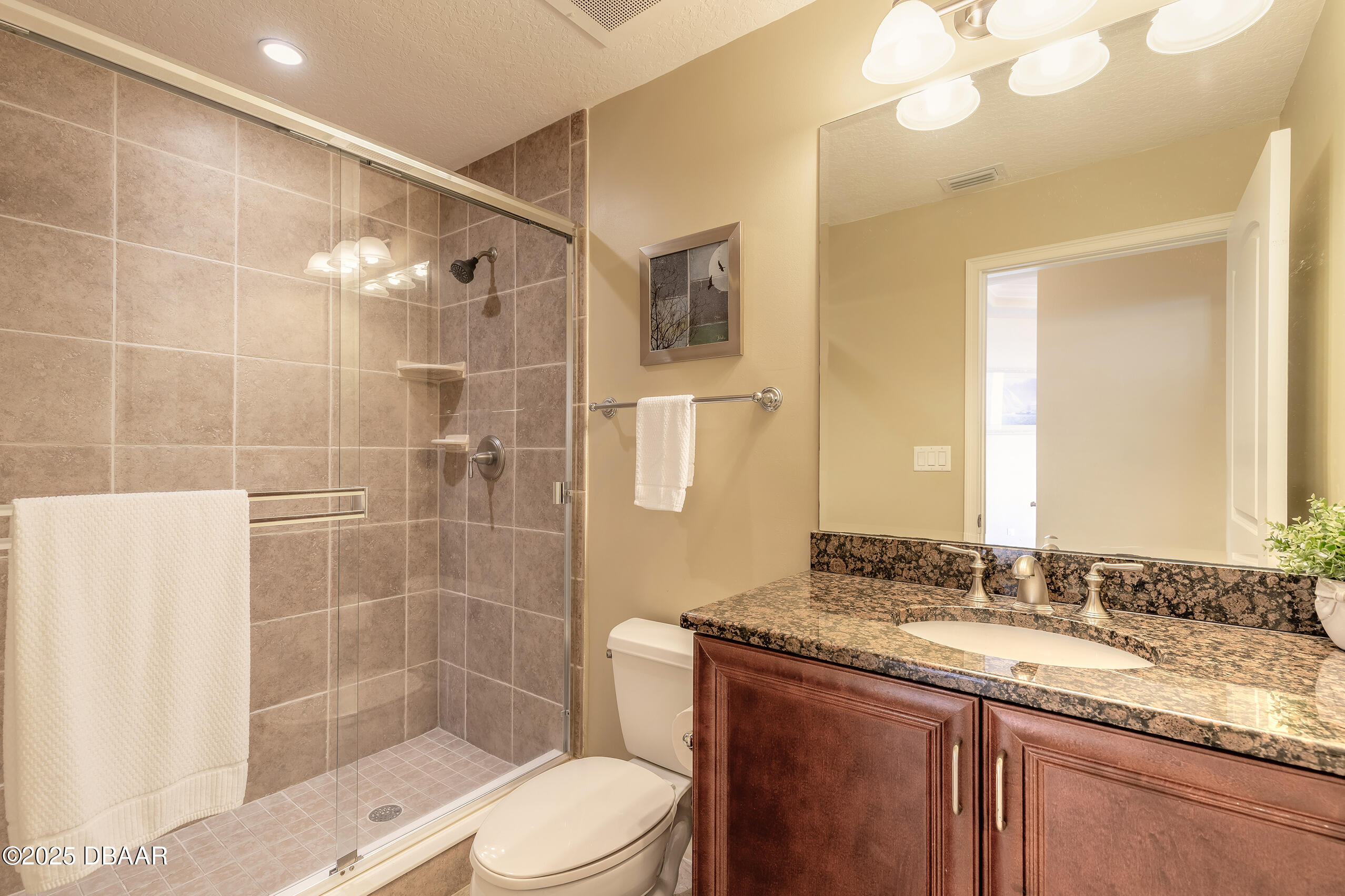 2515 S Atlantic Avenue, 1004