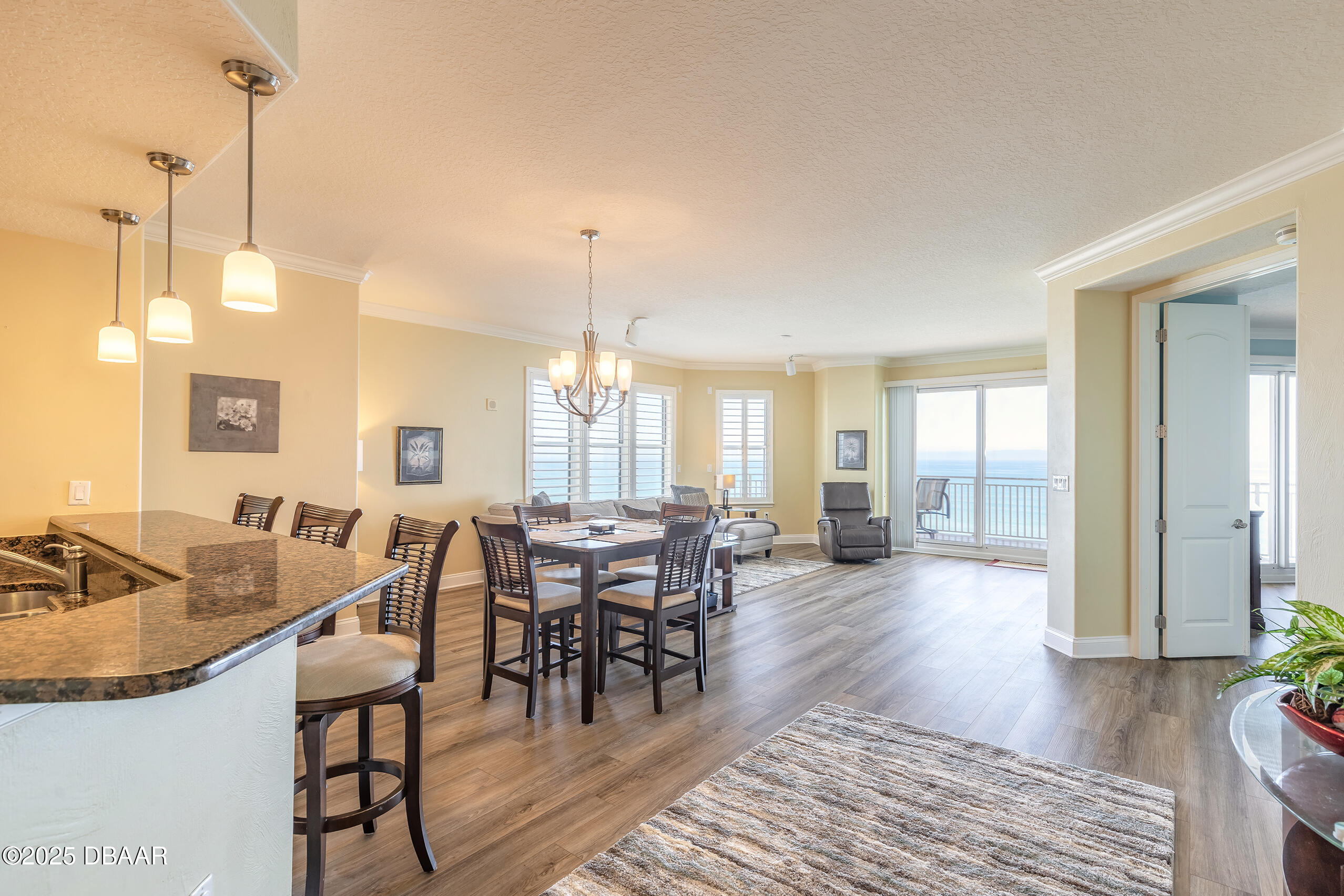 2515 S Atlantic Avenue, 1004