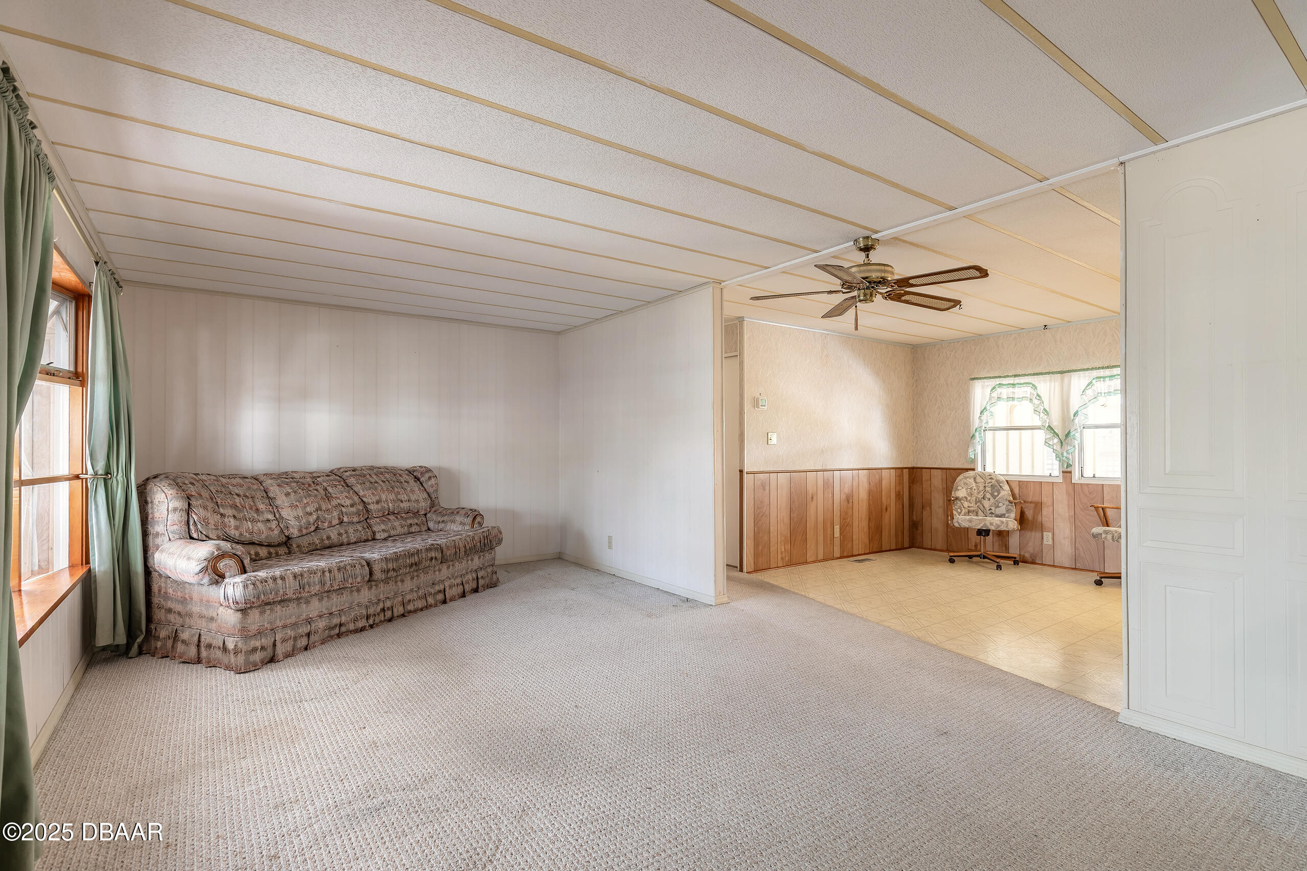 317 Lakeview Drive
