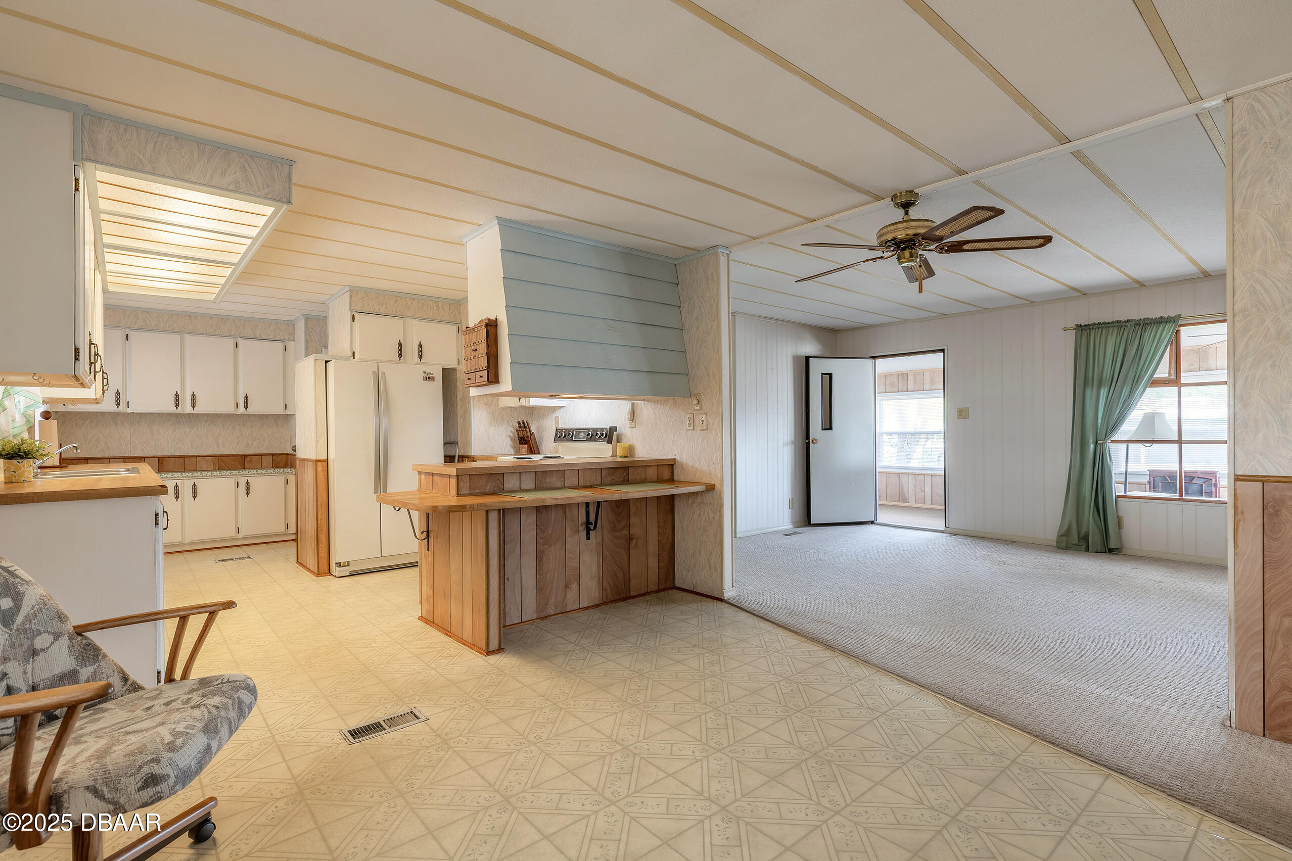 317 Lakeview Drive