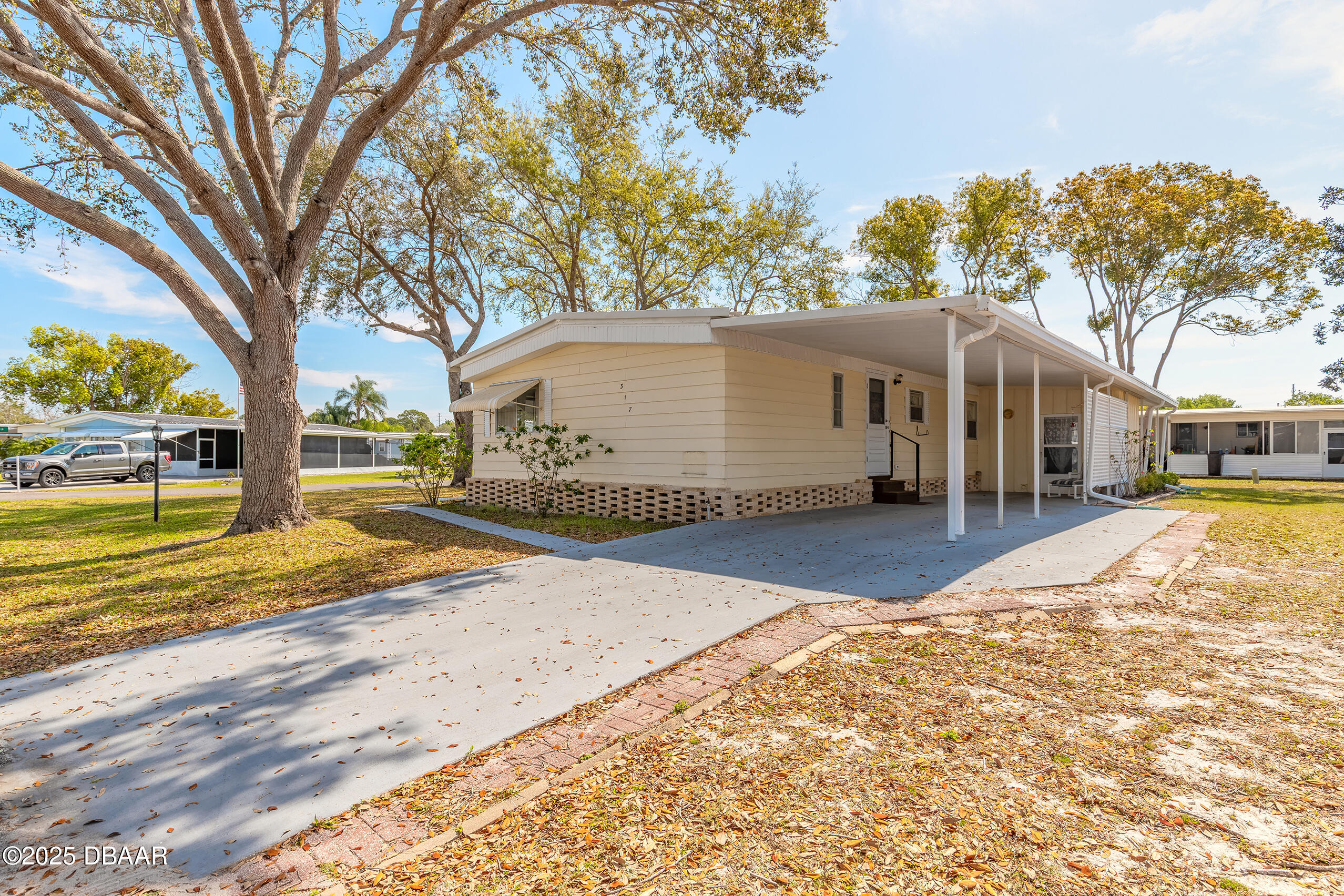 317 Lakeview Drive