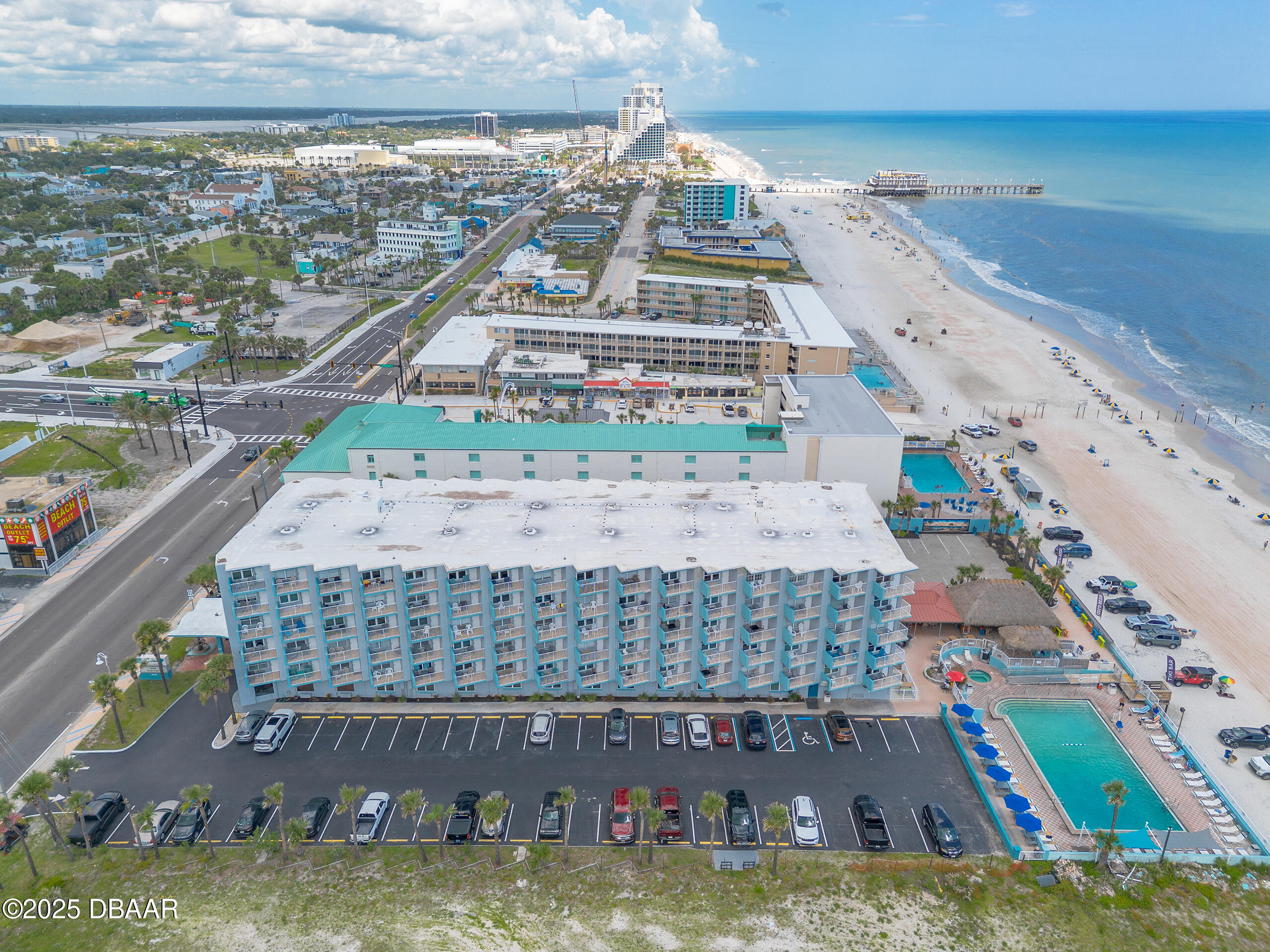 313 S Atlantic Avenue, 302 & 304
