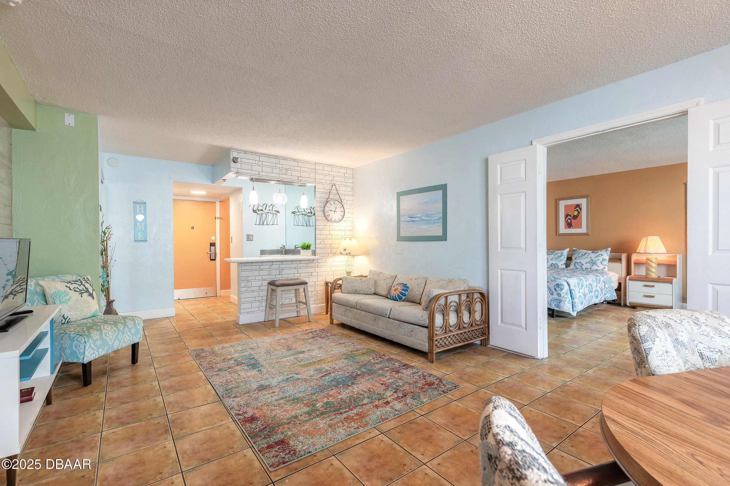 313 S Atlantic Avenue, 302 & 304