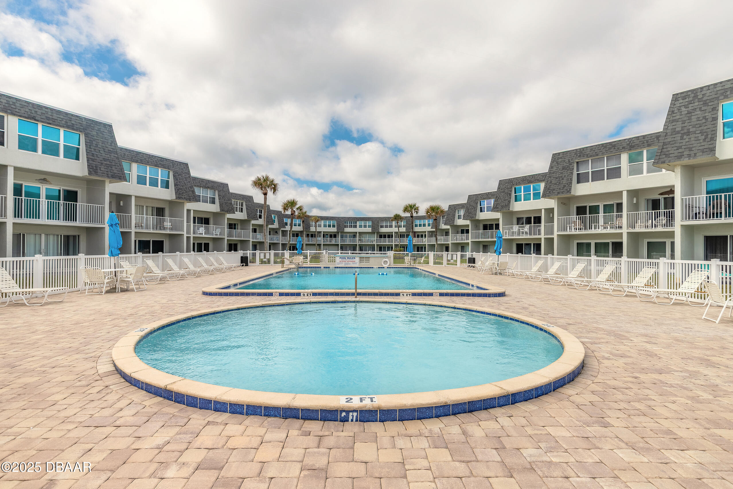 4831 Saxon Drive Unit 106