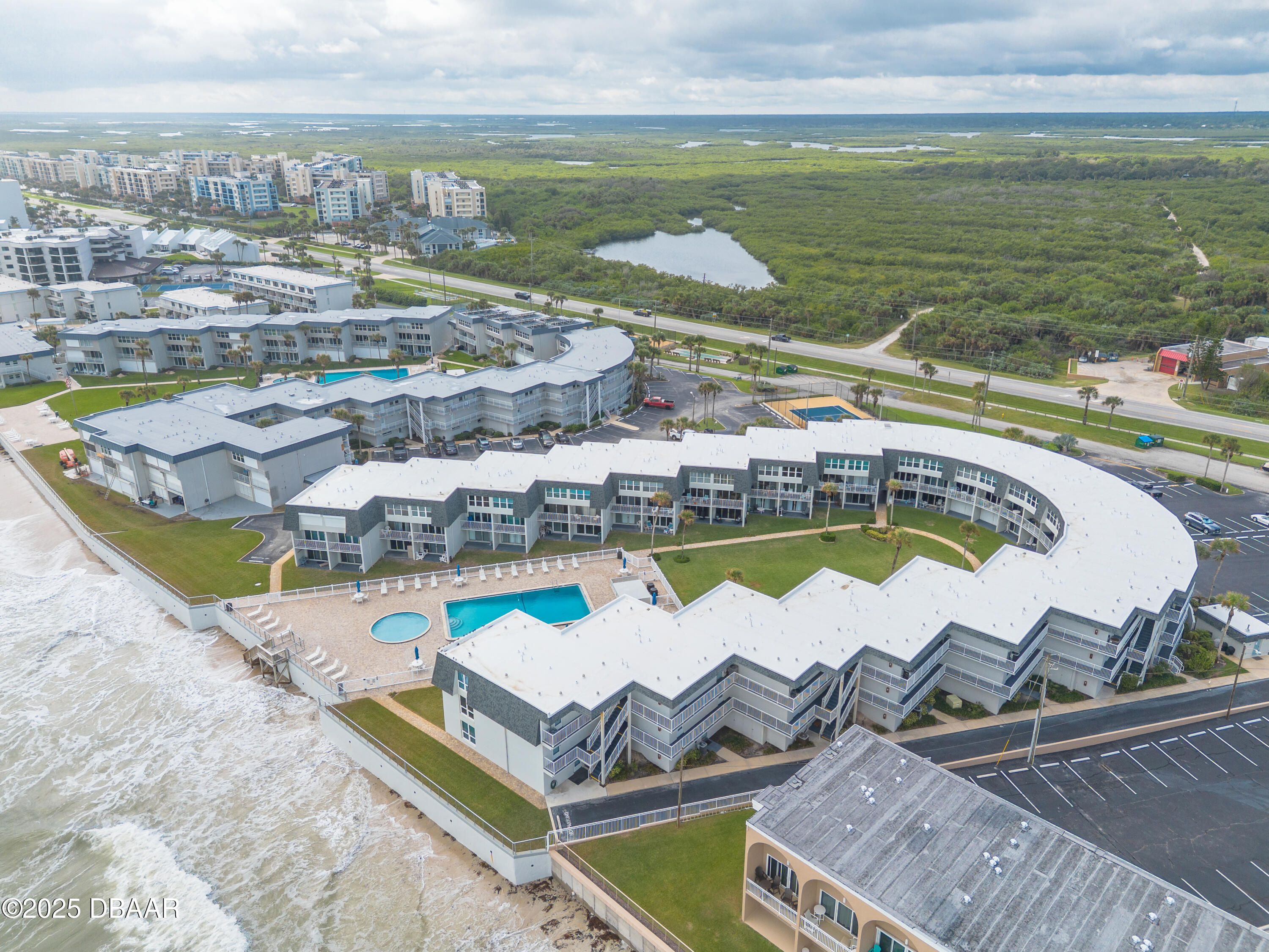 4831 Saxon Drive Unit 106