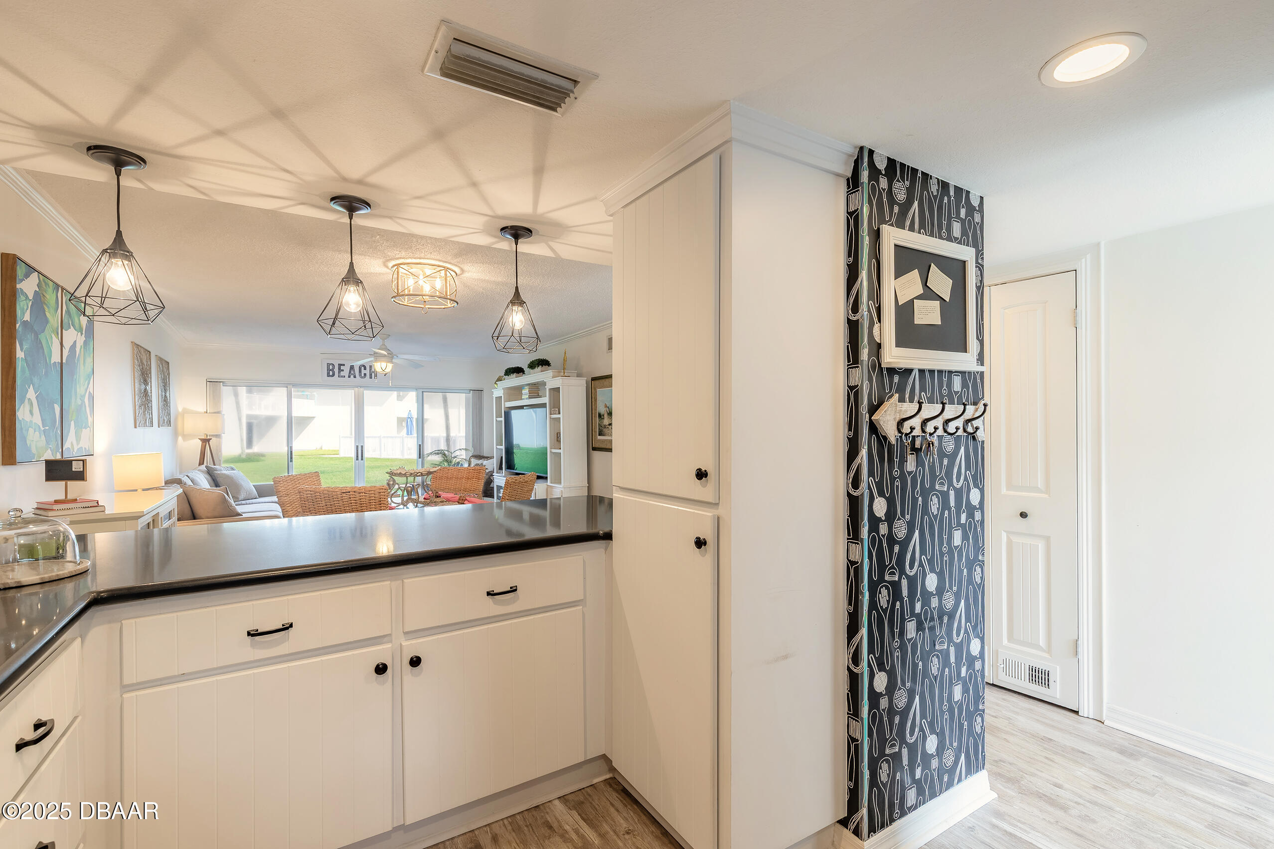 4831 Saxon Drive Unit 106